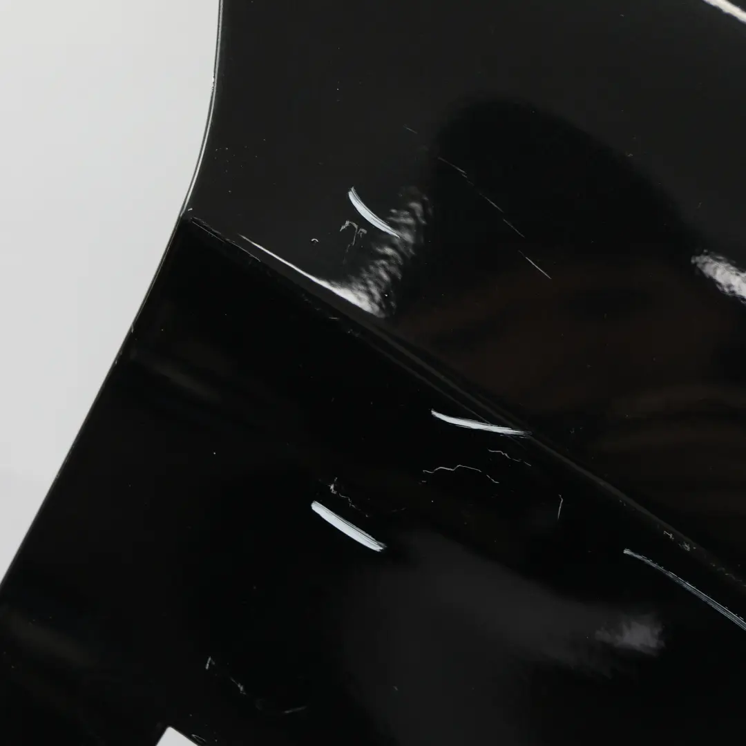 Aile Latérale Avant Droite Black Sapphire Metallic - 475 pour BMW E90 E91 à propos du numéro de pièce 7135680 BMW E90 E91 Aile Latérale Avant Droite Black Sapphire Metallic - 475 - SKU 7135680-BS1 - Numéro de pièce 7135680