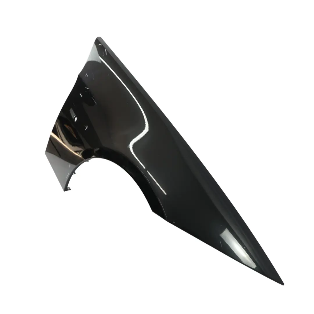 Guardabarros lateral derecho delantero Black Sapphire - 475 para BMW E90 E91 con número de pieza 7135680 BMW E90 E91 Guardabarros lateral derecho delantero Black Sapphire - 475 - SKU 7135680-BS1 - Número de pieza 7135680