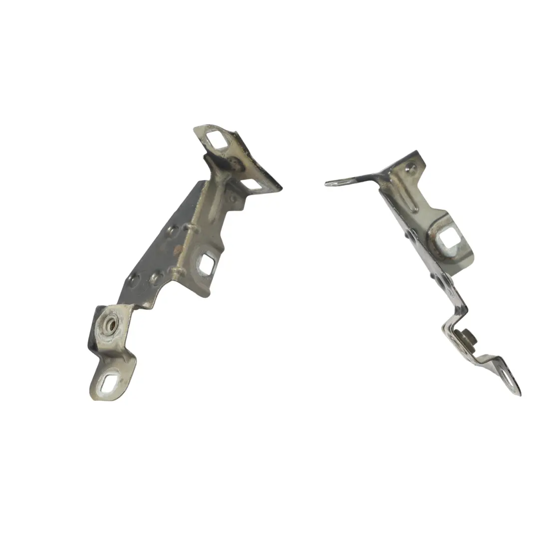 Staffa Supporto Pannello Laterale Parafango Nero Zaffiro 475 per BMW E81 E82 E87 con numero di parte 7144045 BMW E81 E82 E87 Staffa Supporto Pannello Laterale Parafango Nero Zaffiro 475 - SKU 7144045-BS1 - Numero di parte 7144045