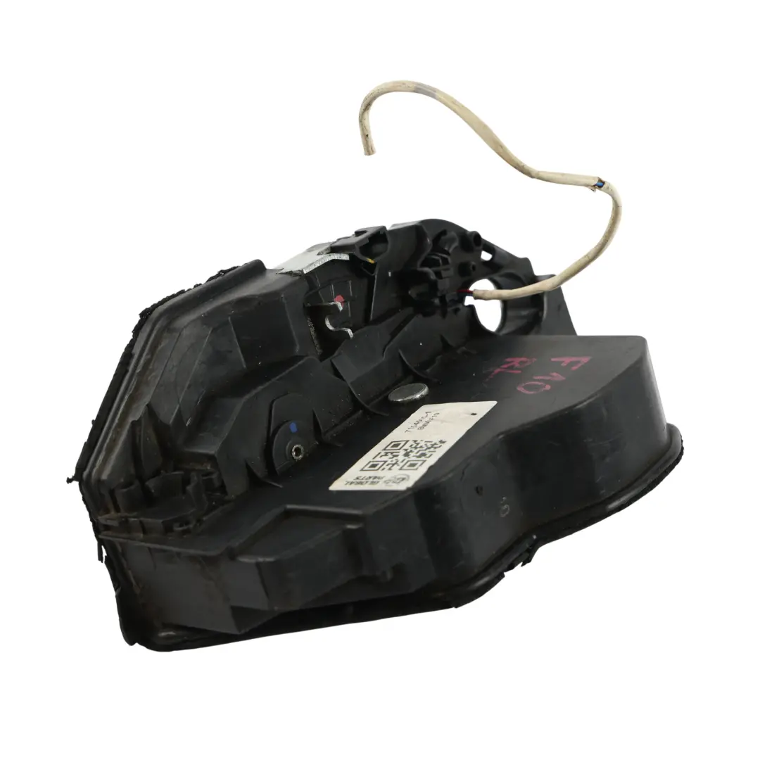 Serratura Chiusura Morbida Sistema Automatico Posteriore per BMW F10 F11 con numero di parte 7154515 BMW F10 F11 Serratura Chiusura Morbida Sistema Automatico Posteriore - SKU 7154515-1 - Numero di parte 7154515