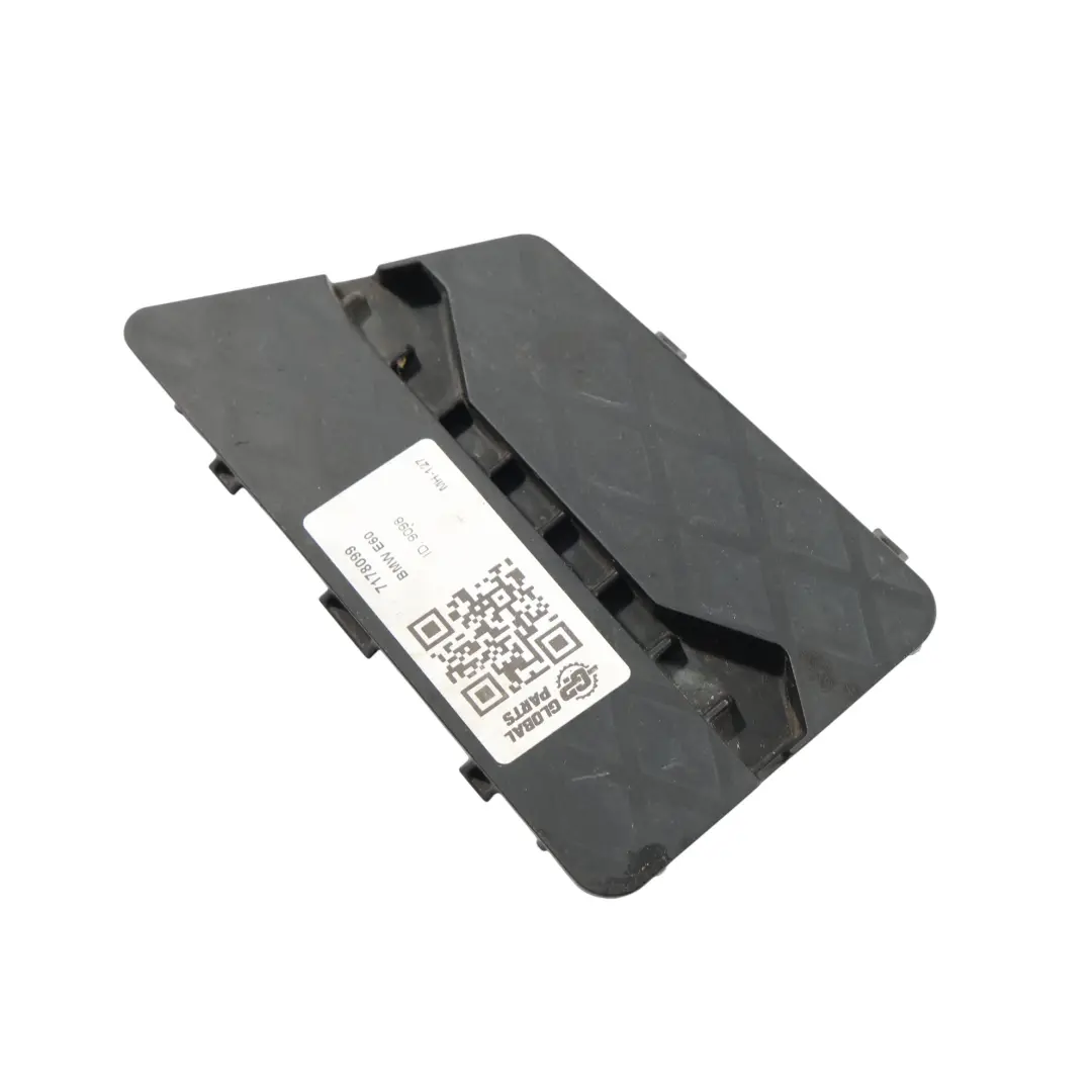 BMW E60 E61 LCI Zaślepka Kratki Atrapy Zderzaka Lewa - SKU 7178099 - Numer Części 7178099