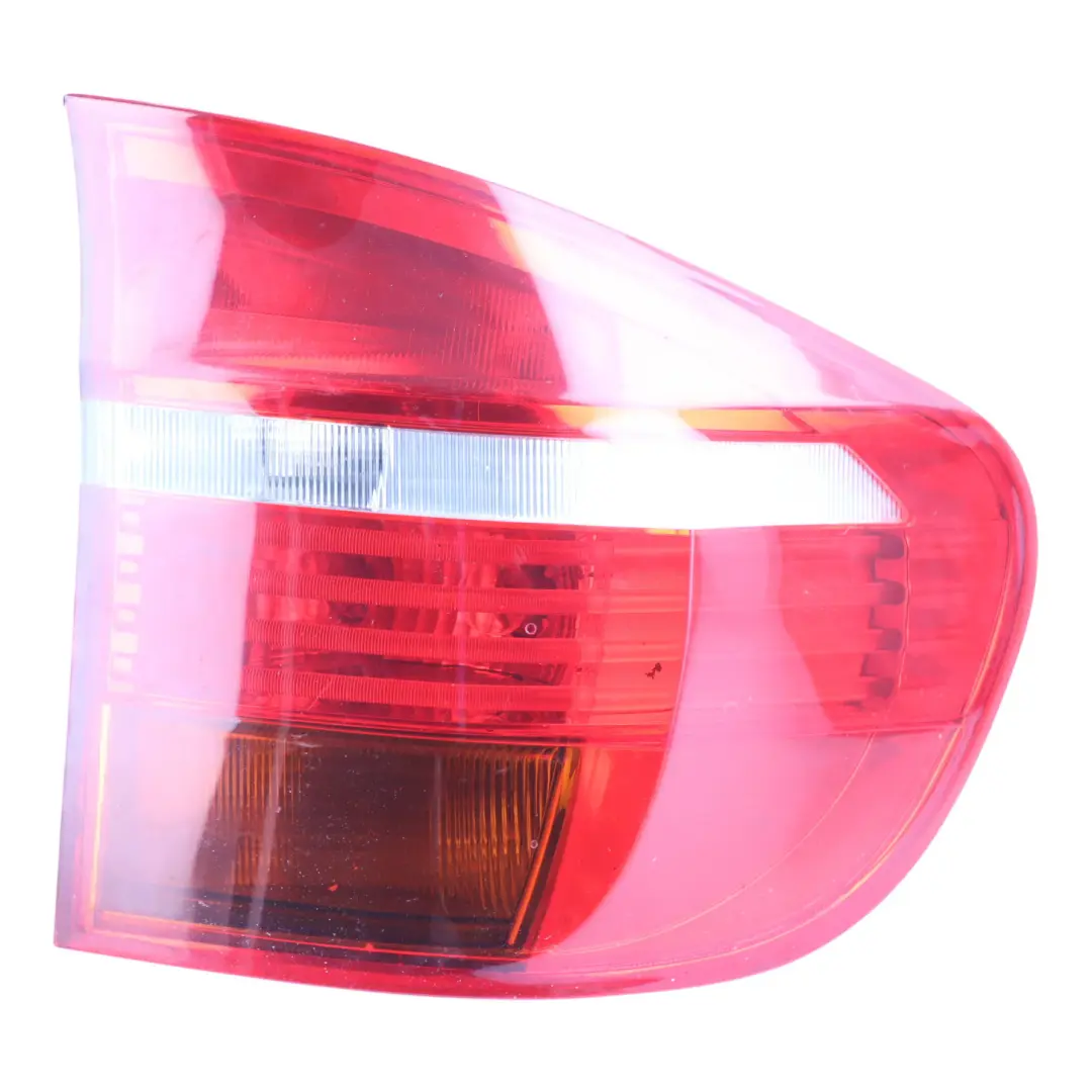 Light In The Side Panel Lamp Right O/S Tail Light to BMW X5 E70 Rear with Part number 7200818 BMW X5 E70 Rear Light In The Side Panel Lamp Right O/S Tail Light - SKU 7200818-4 - Part number 7200818