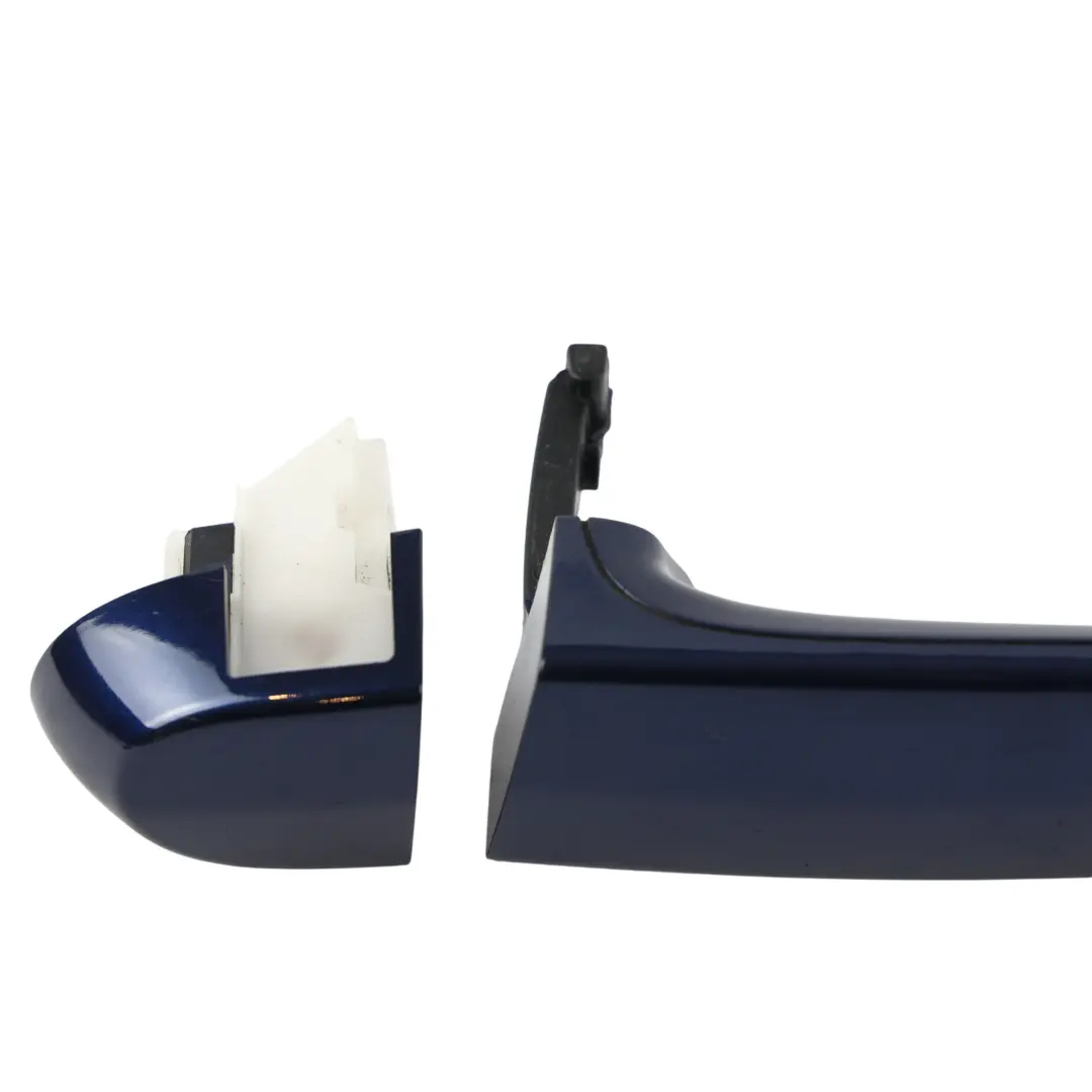 Asidero Trasero Izquierdo Tiefsee Blau - A76 para BMW F20 F30 F36 E70 E90 con número de pieza 7207561 BMW F20 F30 F36 E70 E90 Asidero Trasero Izquierdo Tiefsee Blau - A76 - SKU 7207561-DSB1 - Número de pieza 7207561