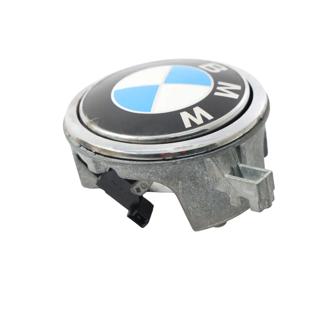 BMW E81 E87 LCI Trunk Emblem Button Tailgate Badge Open Opening - SKU 7207933-10 - Part number 7207933