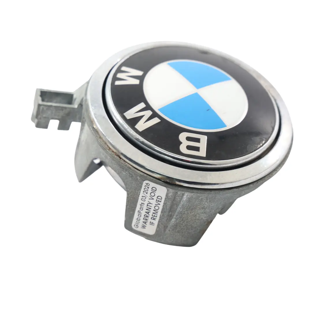 Trunk Emblem Button Tailgate Badge Open Opening to BMW E81 E87 LCI with Part number 7207933 BMW E81 E87 LCI Trunk Emblem Button Tailgate Badge Open Opening - SKU 7207933-10 - Part number 7207933