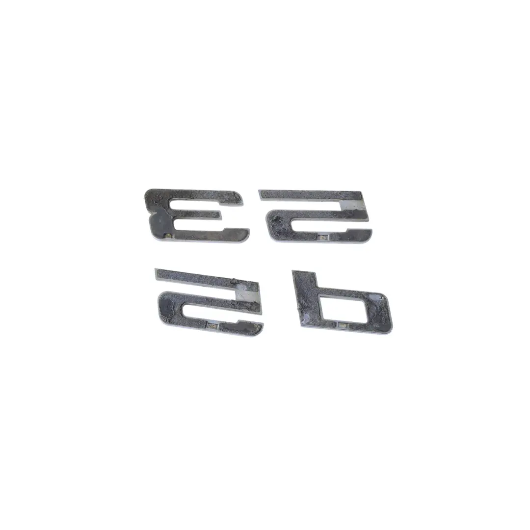Stivale Posteriore Badge Lettering Emblema 535D per BMW F10 con numero di parte 7219550 BMW F10 Stivale Posteriore Badge Lettering Emblema 535D - SKU 7219550 - Numero di parte 7219550