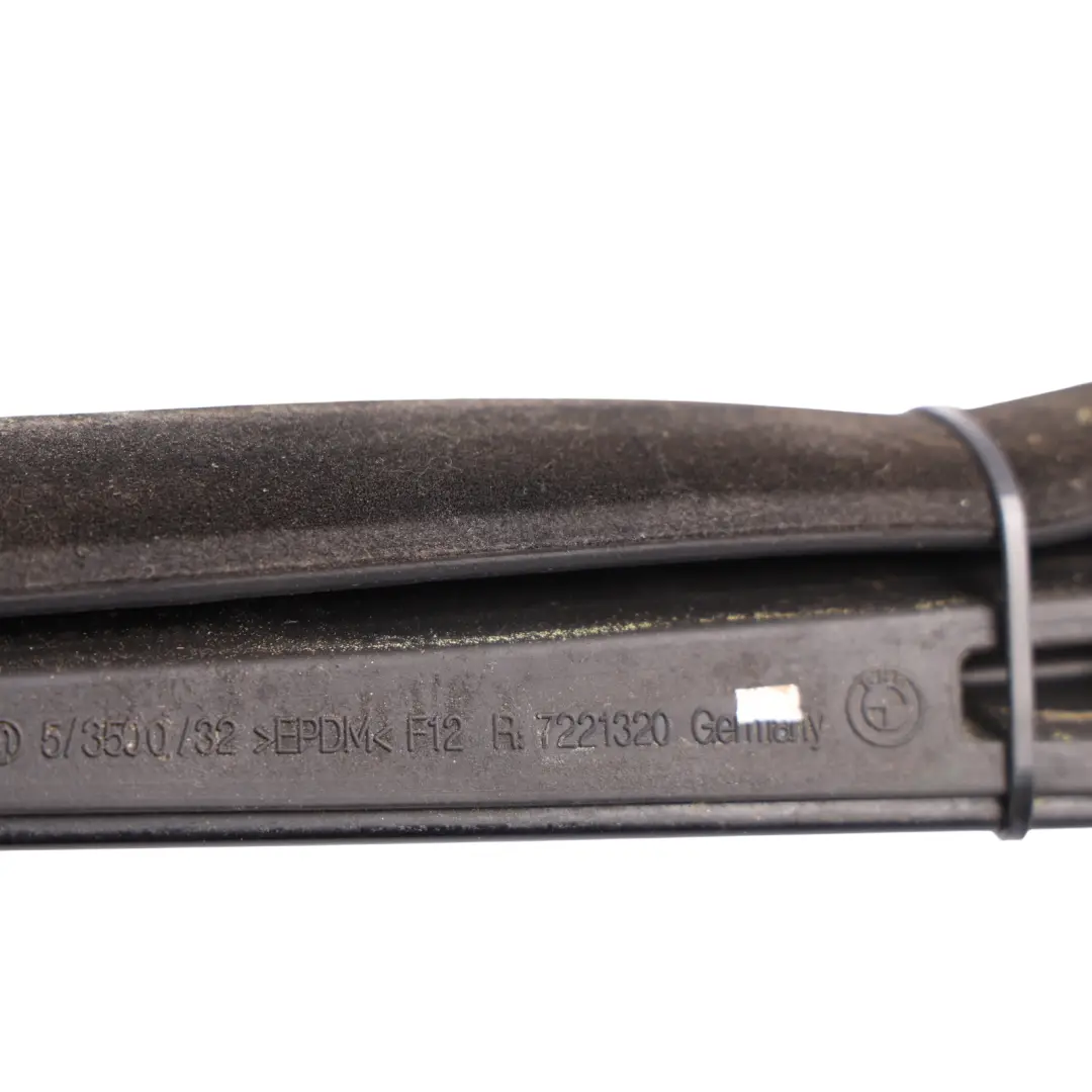 Weatherstrip Panel Cover Outer Right O/S Glanzschwarz to BMW F12 F12 LCI with Part number 7221320 BMW F12 F12 LCI Weatherstrip Panel Cover Outer Right O/S Glanzschwarz - SKU 7221320 - Part number 7221320