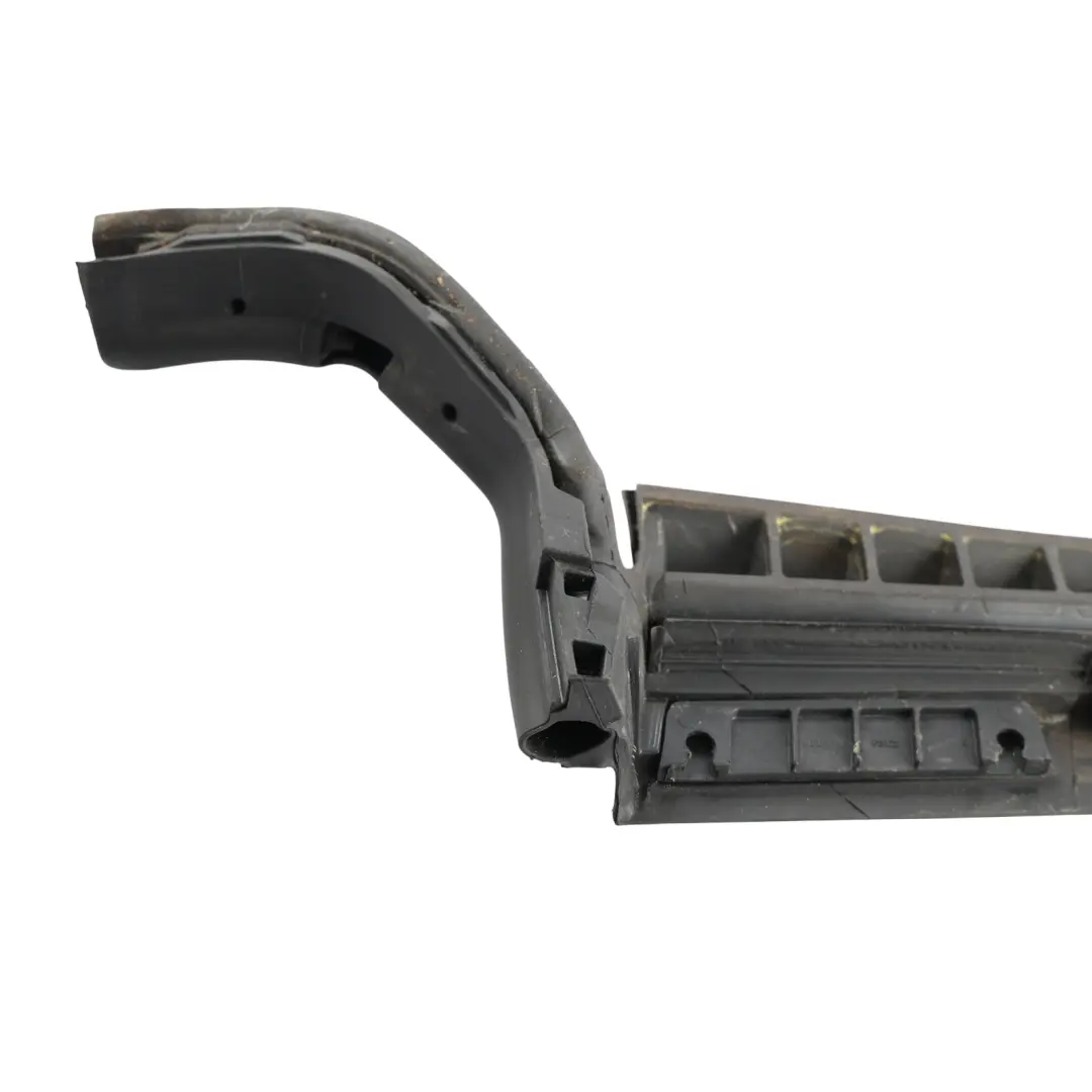 Weatherstrip Panel Cover Outer Right O/S Glanzschwarz to BMW F12 F12 LCI with Part number 7221320 BMW F12 F12 LCI Weatherstrip Panel Cover Outer Right O/S Glanzschwarz - SKU 7221320 - Part number 7221320