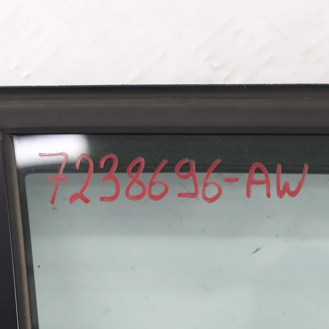 Drzwi Prawe Tylne Alpinweiss 3 Biały - 300 do BMW X3 F25 o numerze 7238696 BMW X3 F25 Drzwi Prawe Tylne Alpinweiss 3 Biały - 300 - SKU 7238696-AW - Numer Części 7238696
