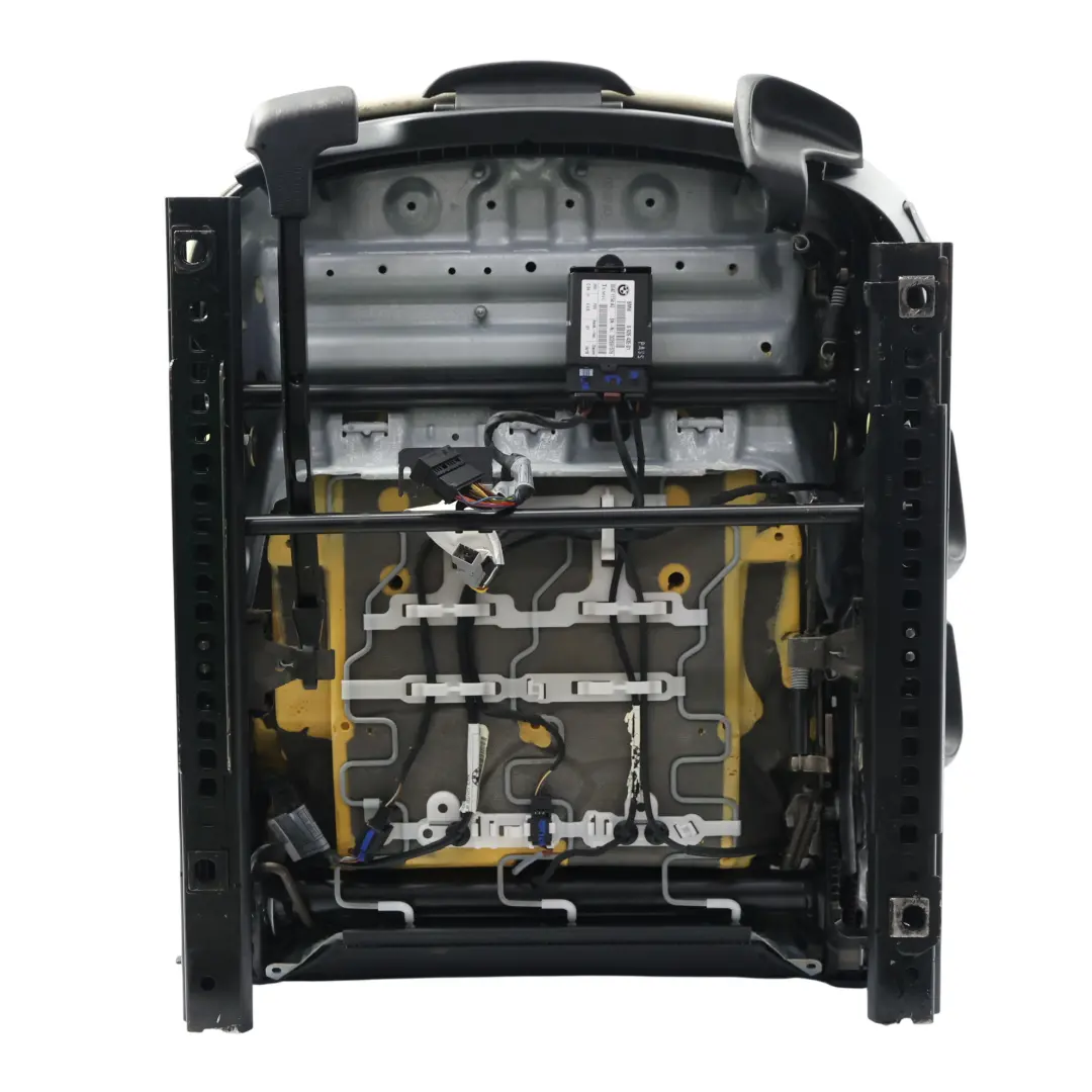 OE E87 LCI Sedile Sportivo Anteriore Sinistro Riscaldato Pelle Boston per BMW con numero di parte 7251125 BMW OE E87 LCI Sedile Sportivo Anteriore Sinistro Riscaldato Pelle Boston - SKU 7251125-2 - Numero di parte 7251125