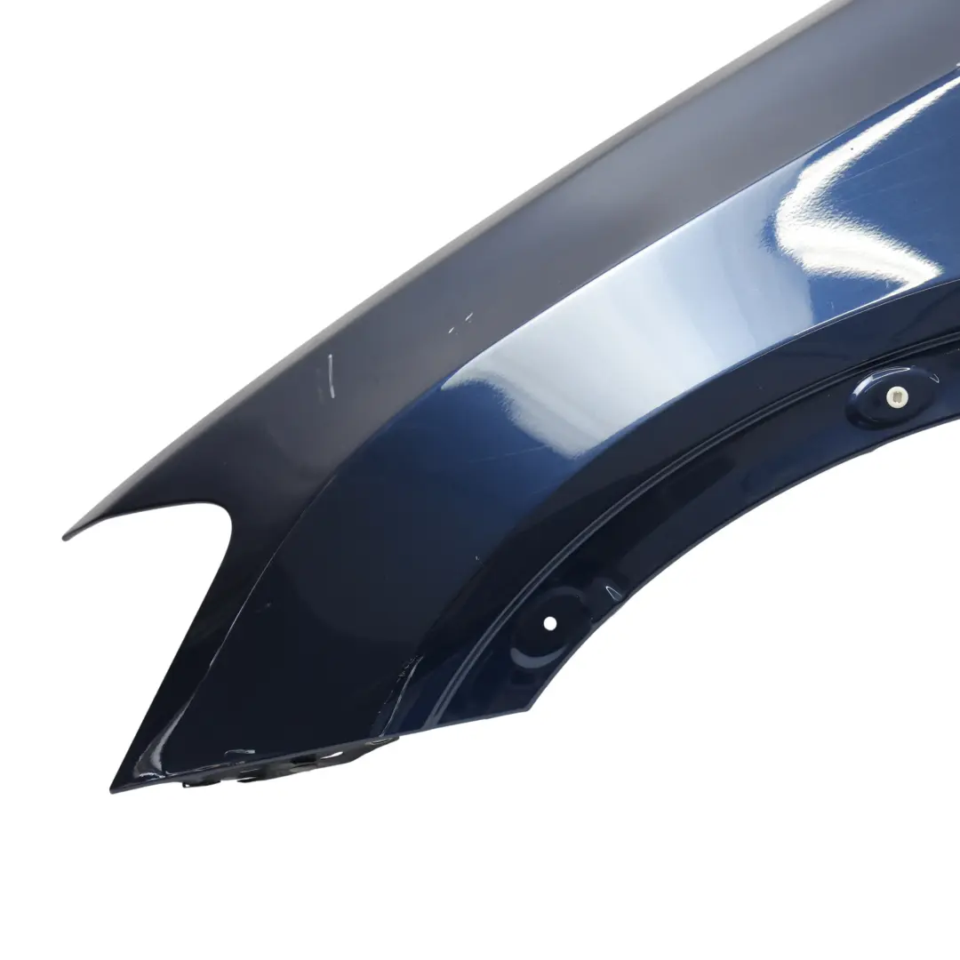 Pannello Laterale Parafango Anteriore Sinistro Tiefseeblau Blue - A76 per BMW X3 F25 con numero di parte 7267323 BMW X3 F25 Pannello Laterale Parafango Anteriore Sinistro Tiefseeblau Blue - A76 - SKU 7267323-DSB - Numero di parte 7267323