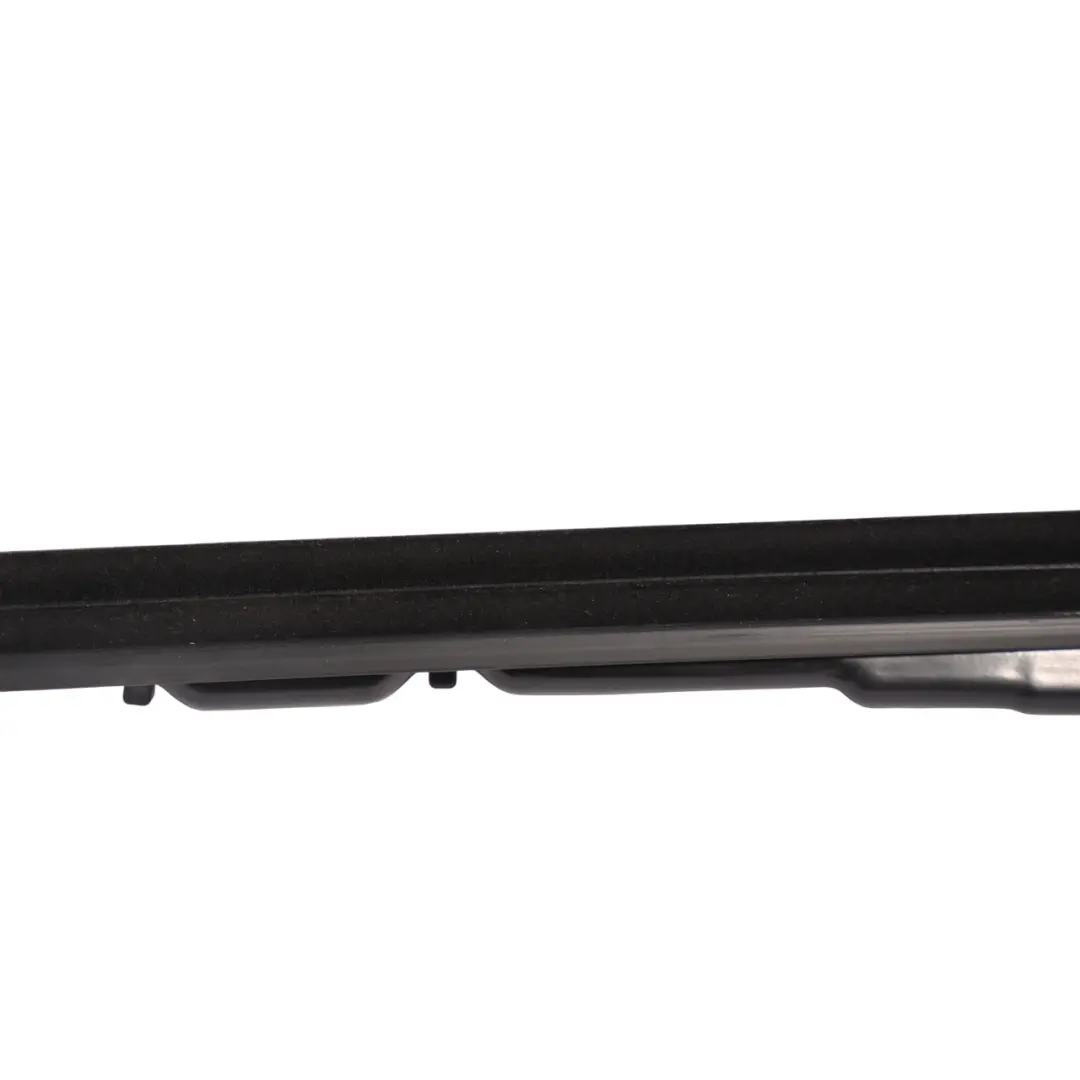 Hintere Seitenfenster Zierleiste Innen Links für BMW F23 mit Teilenummer 7267933 BMW F23 Hintere Seitenfenster Zierleiste Innen Links - SKU 7267933 - Teilenummer 7267933