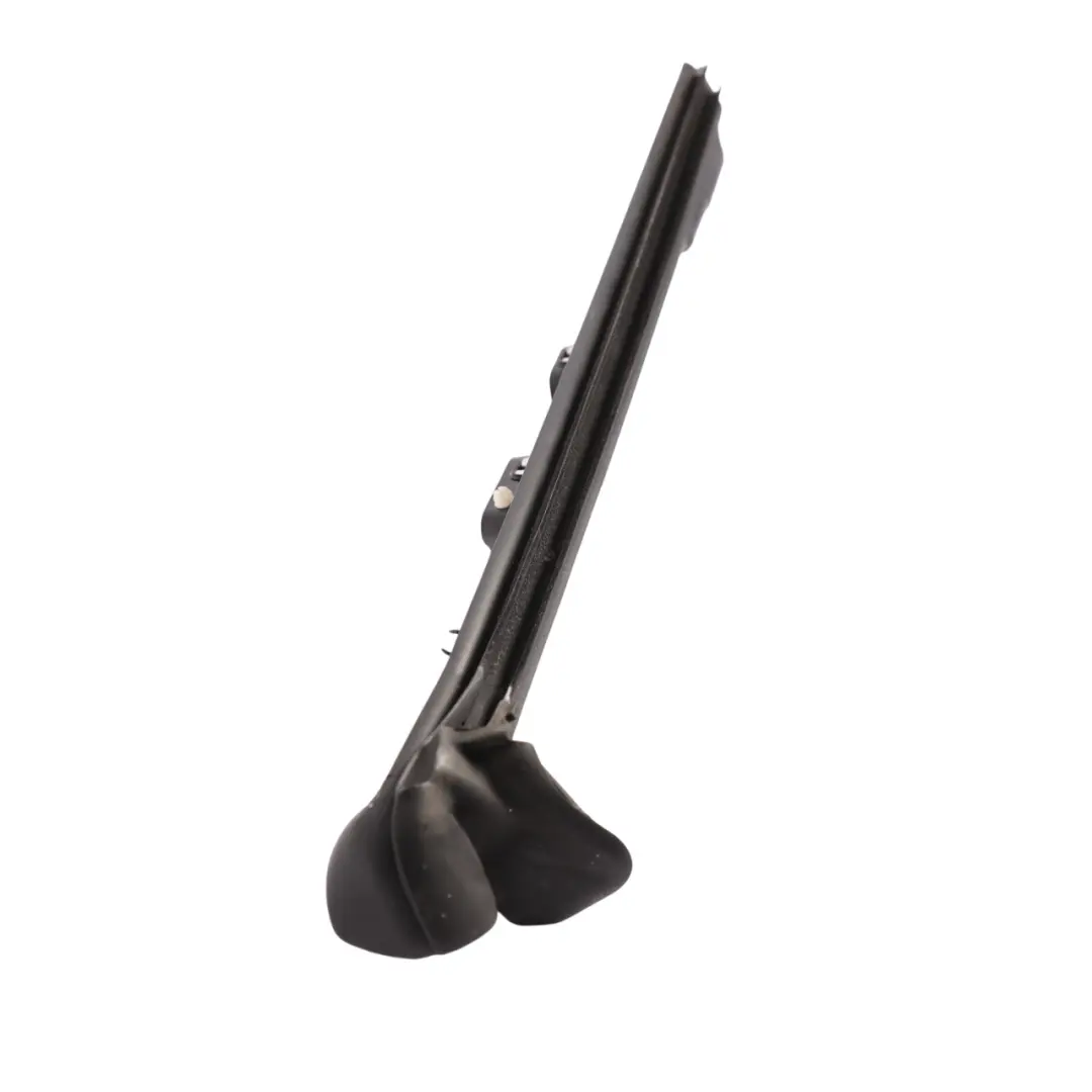 Hintere Seitenfenster Zierleiste Innen Links für BMW F23 mit Teilenummer 7267933 BMW F23 Hintere Seitenfenster Zierleiste Innen Links - SKU 7267933 - Teilenummer 7267933