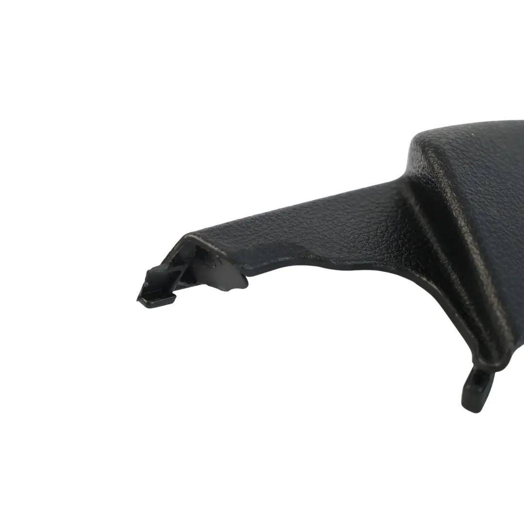 Osłona Zaczepu Paska Przód Lewa do BMW F21 F21 LCI F87 M2 LCI F22 F32 o numerze 7275693 BMW F21 F21 LCI F87 M2 LCI F22 F32 Osłona Zaczepu Paska Przód Lewa - SKU 7275693 - Numer Części 7275693