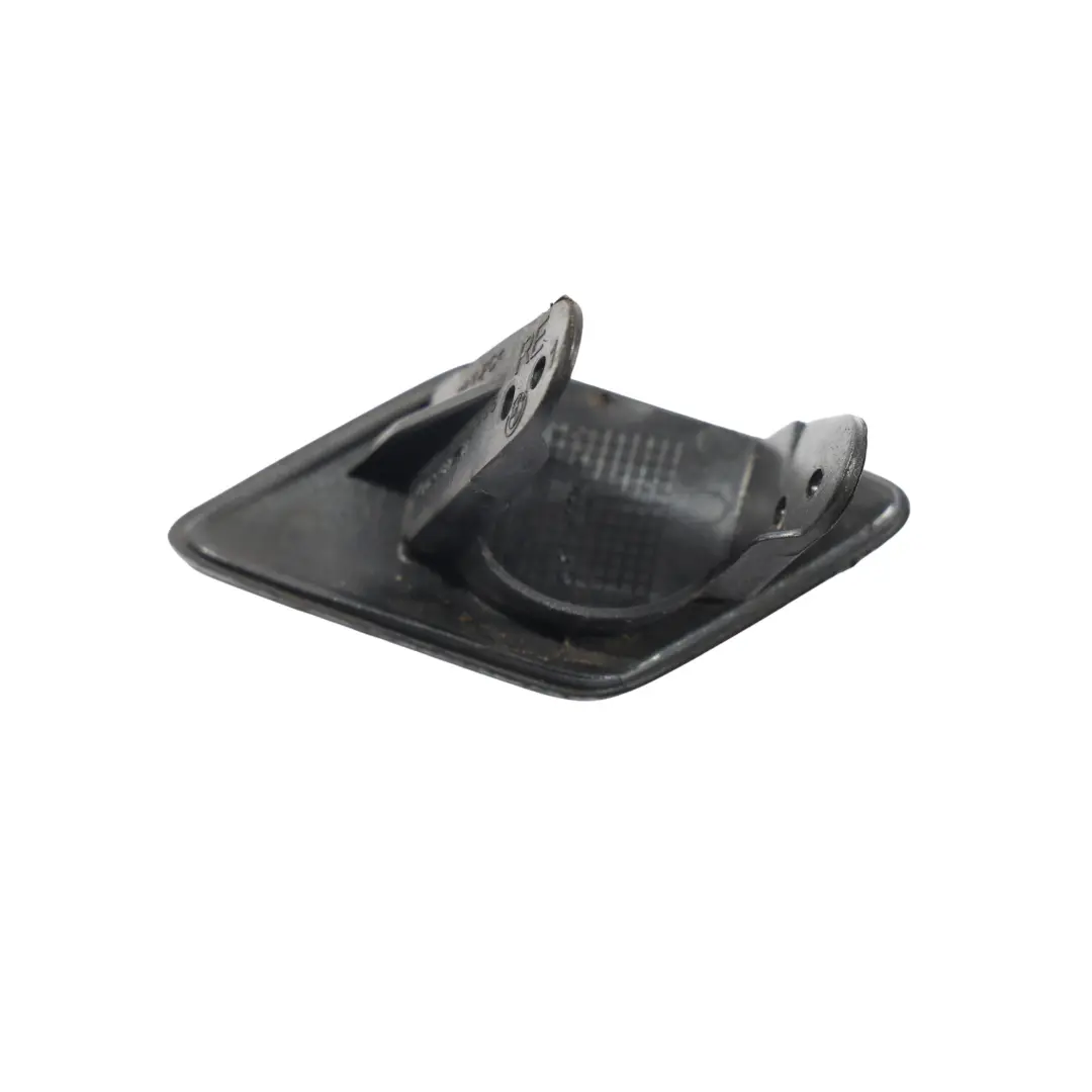 Tappo Coprilavafari Destro Mineral Grau Metallic - B39 per BMW F30 con numero di parte 7276386 BMW F30 Tappo Coprilavafari Destro Mineral Grau Metallic - B39 - SKU 7276386-MG - Numero di parte 7276386