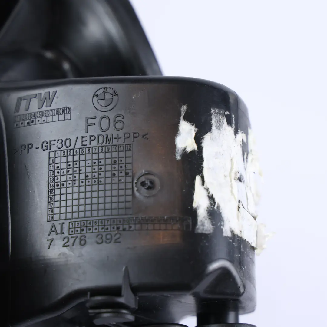 Carcasa Tapa Depósito Combustible para BMW F06 Gran Coupe con número de pieza 7276392 BMW F06 Gran Coupe Carcasa Tapa Depósito Combustible - SKU 7276392 - Número de pieza 7276392