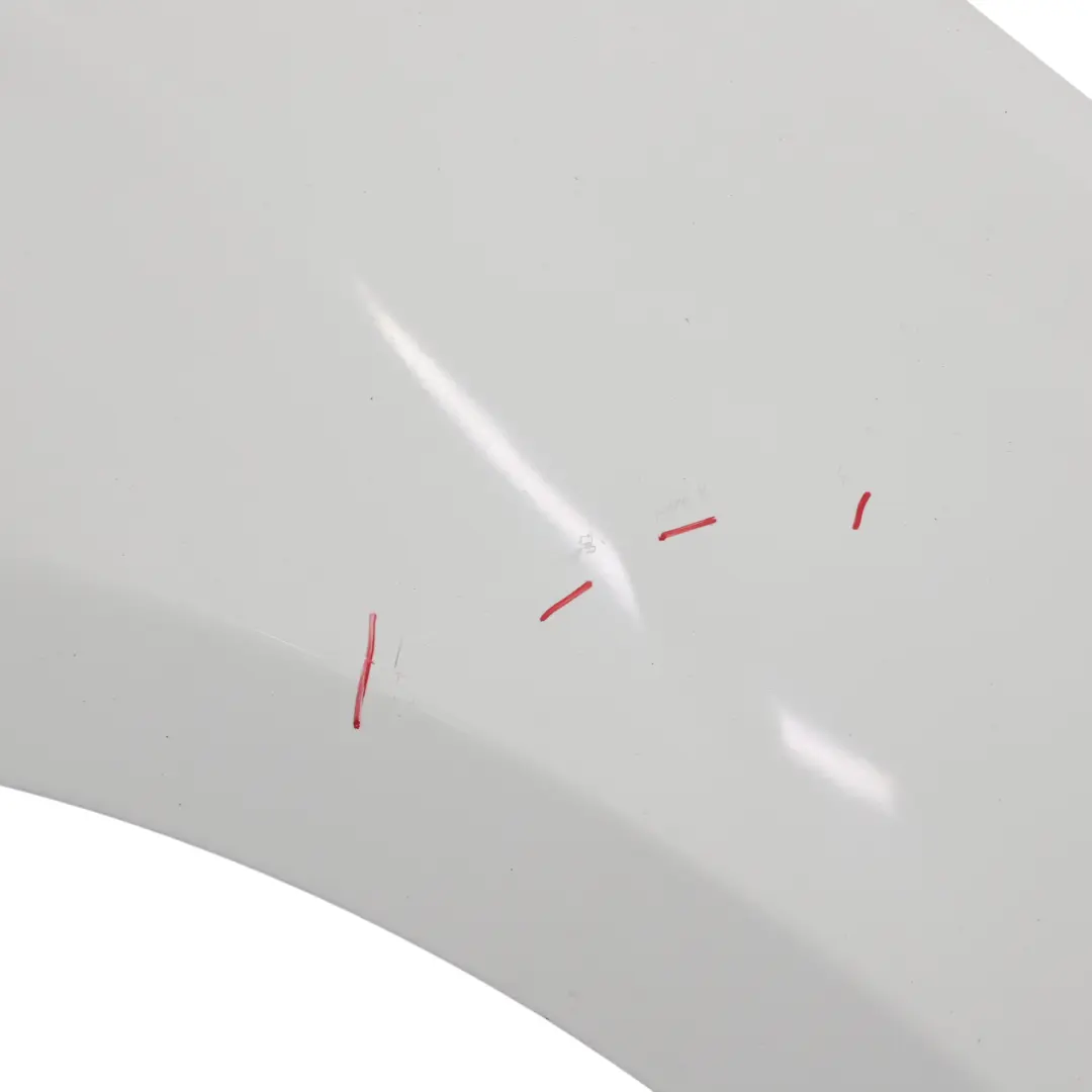 Panneau Latéral Aile Avant Droite Alpinweiss 3 White - 300 pour BMW F20 F21 F22 à propos du numéro de pièce 7284646 BMW F20 F21 F22 Panneau Latéral Aile Avant Droite Alpinweiss 3 White - 300 - SKU 7284646-AW2 - Numéro de pièce 7284646