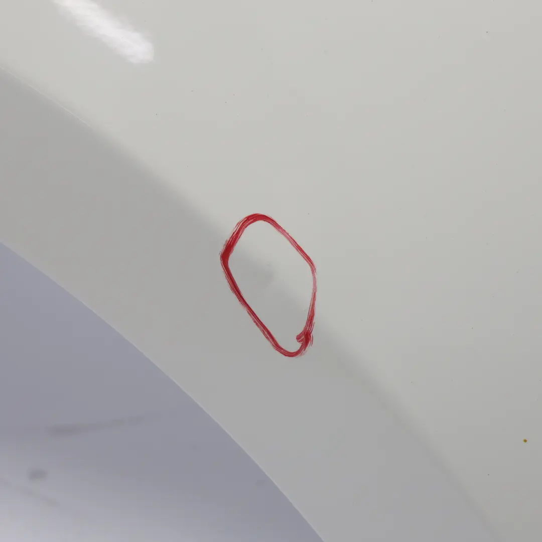 Panel Lateral Delantero Derecho Alpinweiss 3 Blanco - 300 para BMW F20 F21 con número de pieza 7284646 BMW F20 F21 Panel Lateral Delantero Derecho Alpinweiss 3 Blanco - 300 - SKU 7284646-AW2 - Número de pieza 7284646