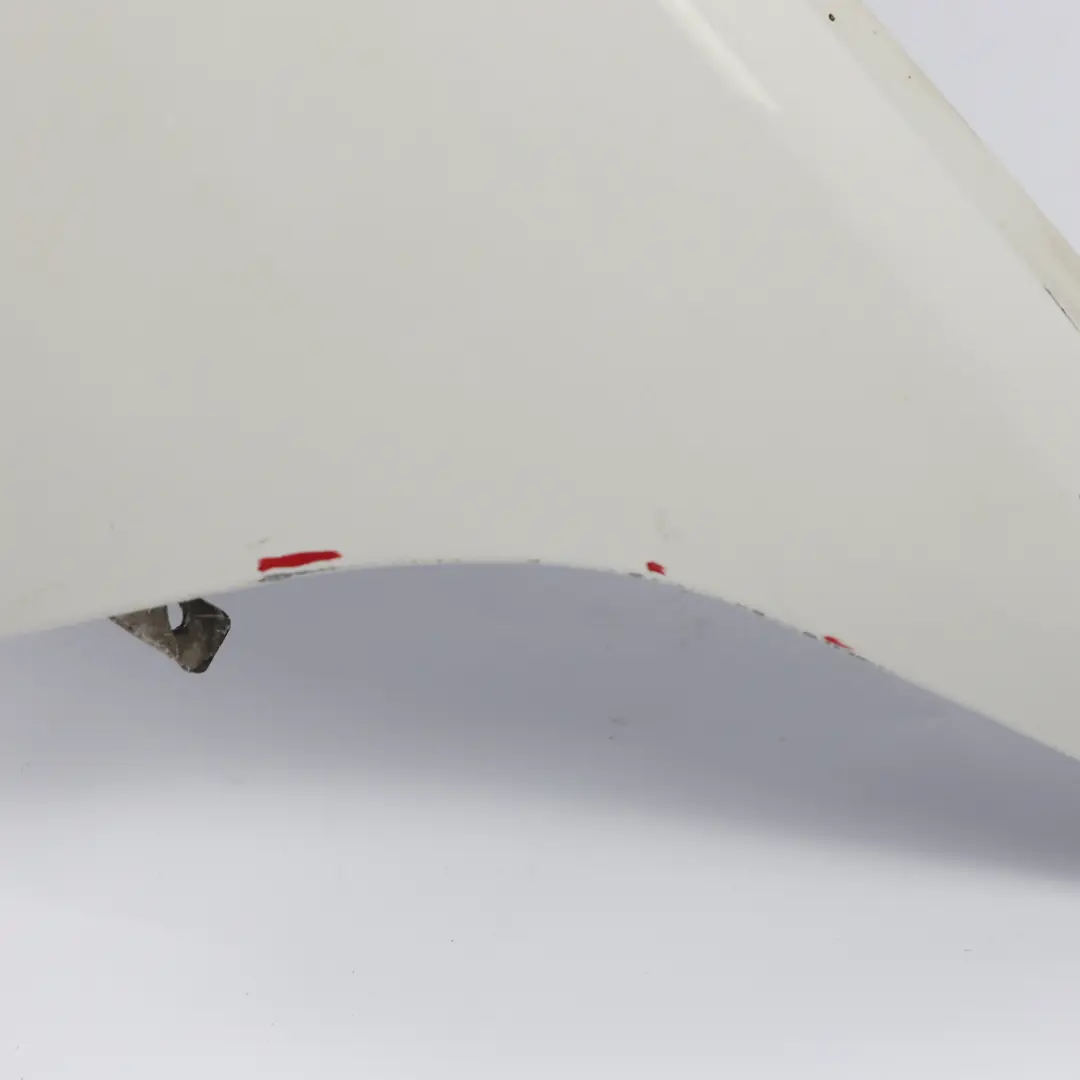 Guardabarros Lateral Delantero Derecho Alpinweiss 3 Blanco - 300 para BMW F20 F21 F22 con número de pieza 7284646 BMW F20 F21 F22 Guardabarros Lateral Delantero Derecho Alpinweiss 3 Blanco - 300 - SKU 7284646-AW3 - Número de pieza 7284646