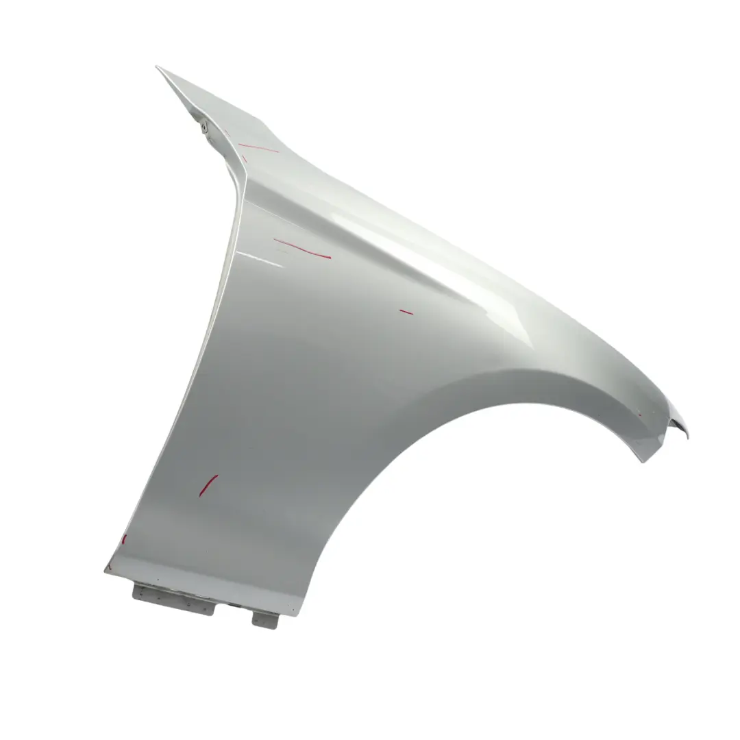 Pannello Laterale Parafango Anteriore Destro Glacier Silber - A83 per BMW F20 F22 con numero di parte 7284646 BMW F20 F22 Pannello Laterale Parafango Anteriore Destro Glacier Silber - A83 - SKU 7284646-GSB2 - Numero di parte 7284646