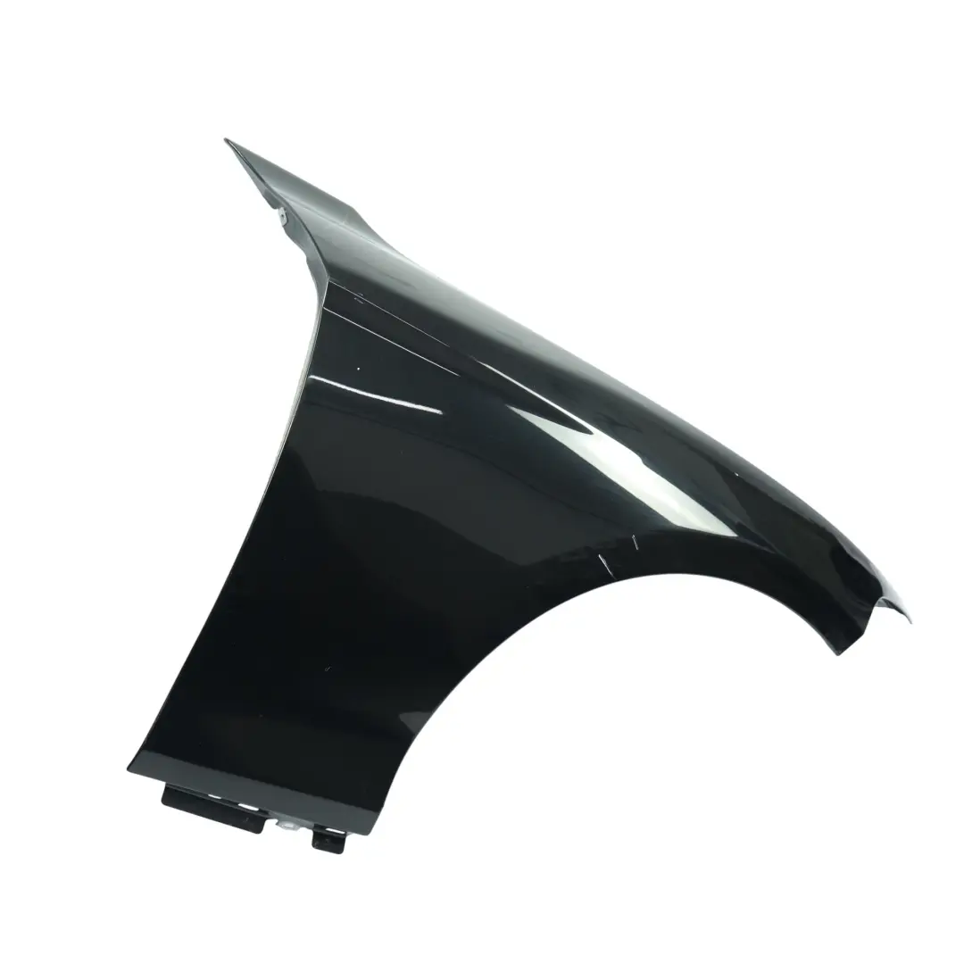 Błotnik Prawy Przedni Boczny Schwarz 2 Czarny - 668 do BMW F20 F22 o numerze 7284646 BMW F20 F22 Błotnik Prawy Przedni Boczny Schwarz 2 Czarny - 668 - SKU 7284646-SCH1 - Numer Części 7284646