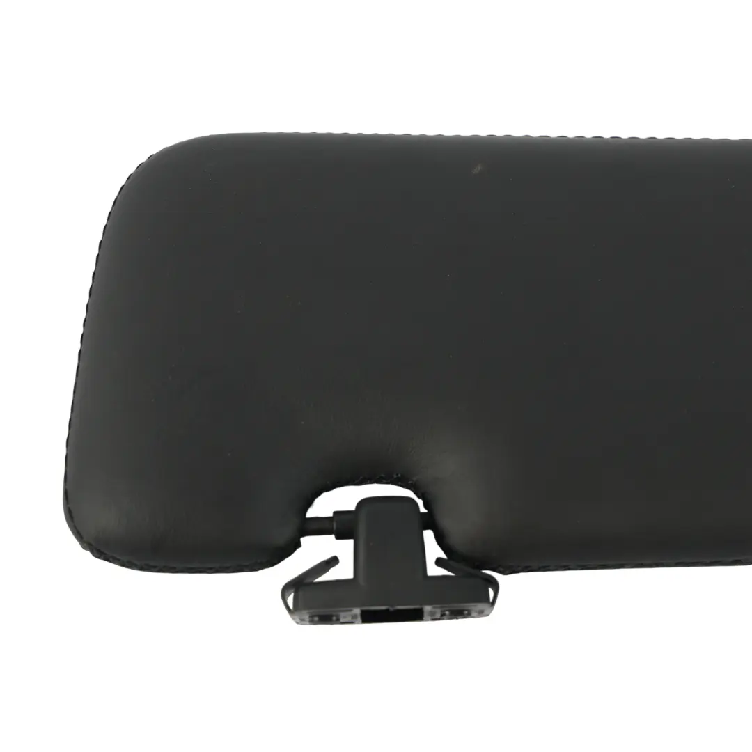 Copertura Aletta Parasole Pelle Nera Destra per BMW F12 F12 LCI con numero di parte 7286024 BMW F12 F12 LCI Copertura Aletta Parasole Pelle Nera Destra - SKU 7286024 - Numero di parte 7286024