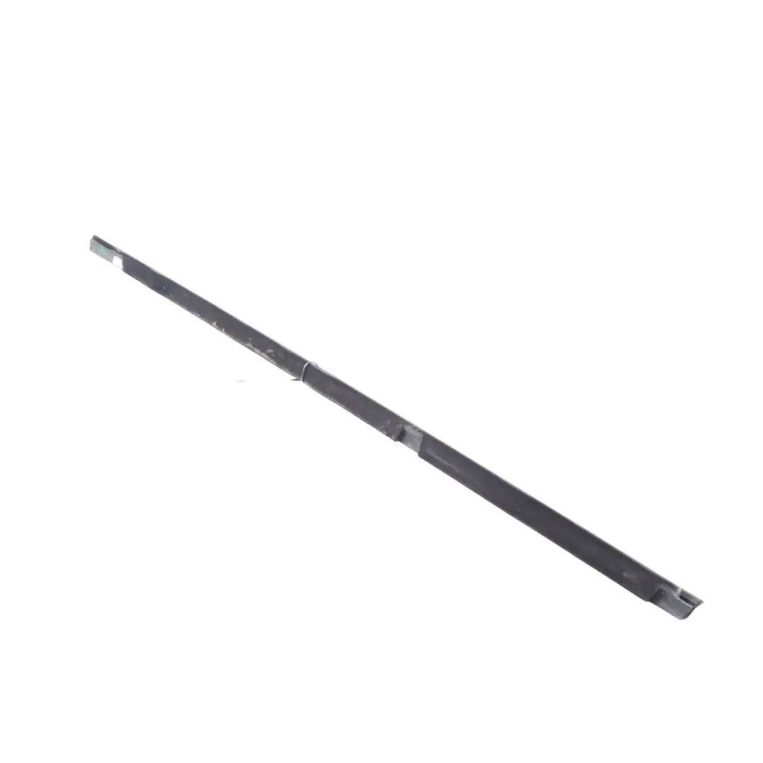 Listwa Uszczelka Szyby Drzwi Tylne Lewe do BMW X5 F15 o numerze 7289645 BMW X5 F15 Listwa Uszczelka Szyby Drzwi Tylne Lewe - SKU 7289645 - Numer Części 7289645
