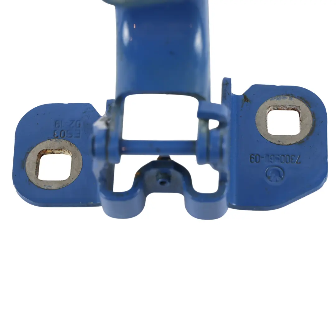 Folding Top Flap Hinge Right O/S Estoril Blau Metallic B45 to BMW F23 LCI with Part number 7300960 BMW F23 LCI Folding Top Flap Hinge Right O/S Estoril Blau Metallic B45 - SKU 7300960-EB - Part number 7300960