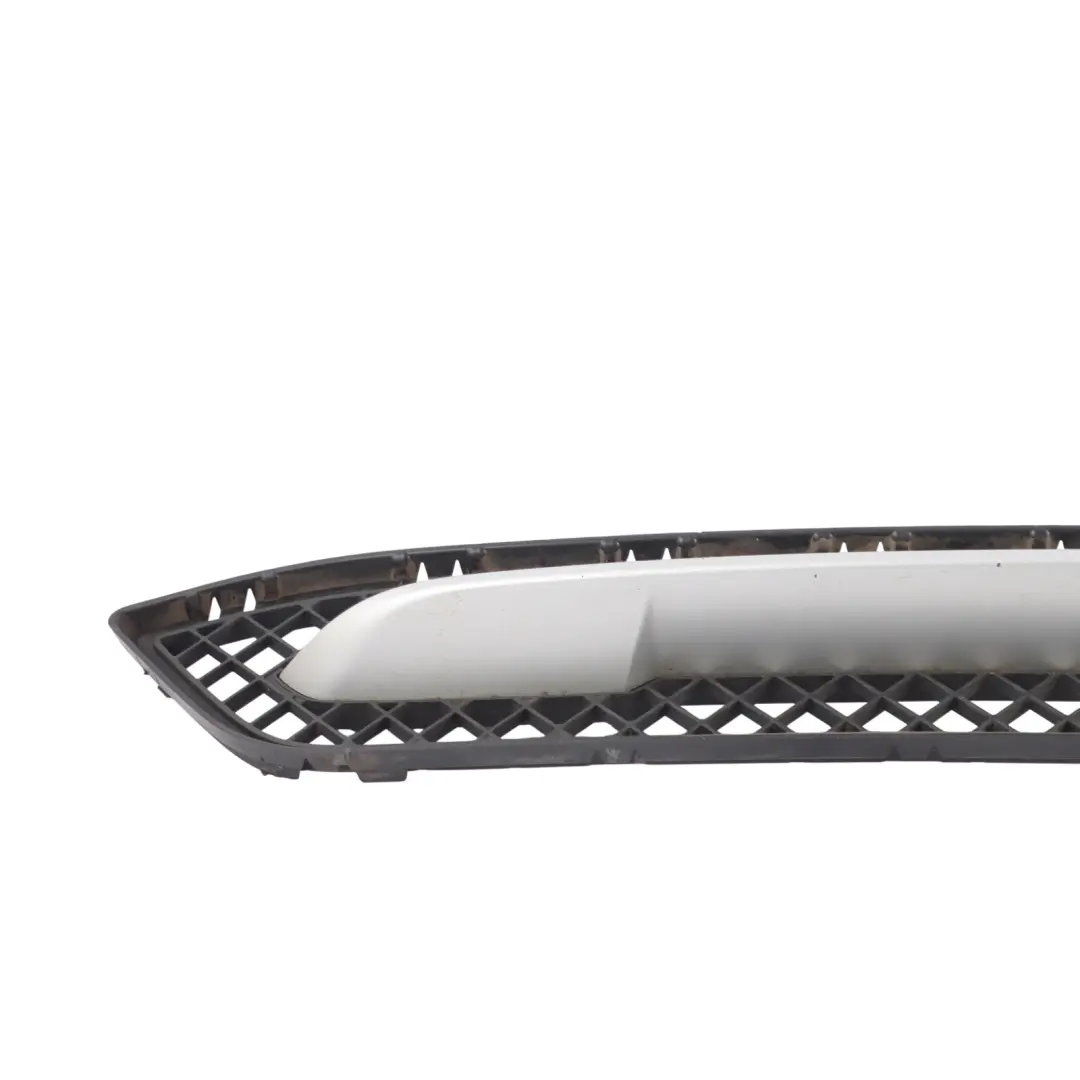 Grille Centrale Pare-chocs Avant Sport Line Noir pour BMW X1 E84 à propos du numéro de pièce 7303753 BMW X1 E84 Grille Centrale Pare-chocs Avant Sport Line Noir - SKU 7303753-1 - Numéro de pièce 7303753