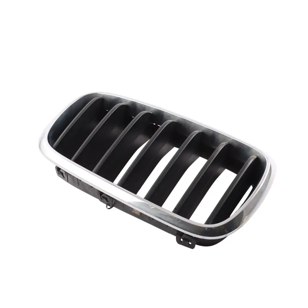 Bumper Radiator Kidney Grille Upper Right O/S to BMW X5 F15 with Part number 7316076 BMW X5 F15 Bumper Radiator Kidney Grille Upper Right O/S - SKU 7316076 - Part number 7316076