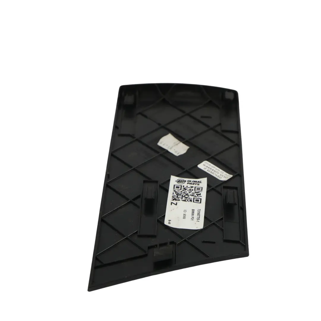 Pokrywa Zaślepka Klapy Bagażnika Lewa Czarna 7305021 do BMW F31 o numerze 7316775 BMW F31 Pokrywa Zaślepka Klapy Bagażnika Lewa Czarna 7305021 - SKU 7316775-1 - Numer Części 7316775
