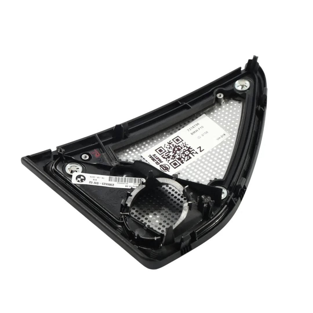 Osłona Głośnika Drzwi Tylnych Bang&Olufsen Prawa 7318795 do BMW F10 o numerze 7318820 BMW F10 Osłona Głośnika Drzwi Tylnych Bang&Olufsen Prawa 7318795 - SKU 7318796 - Numer Części 7318820