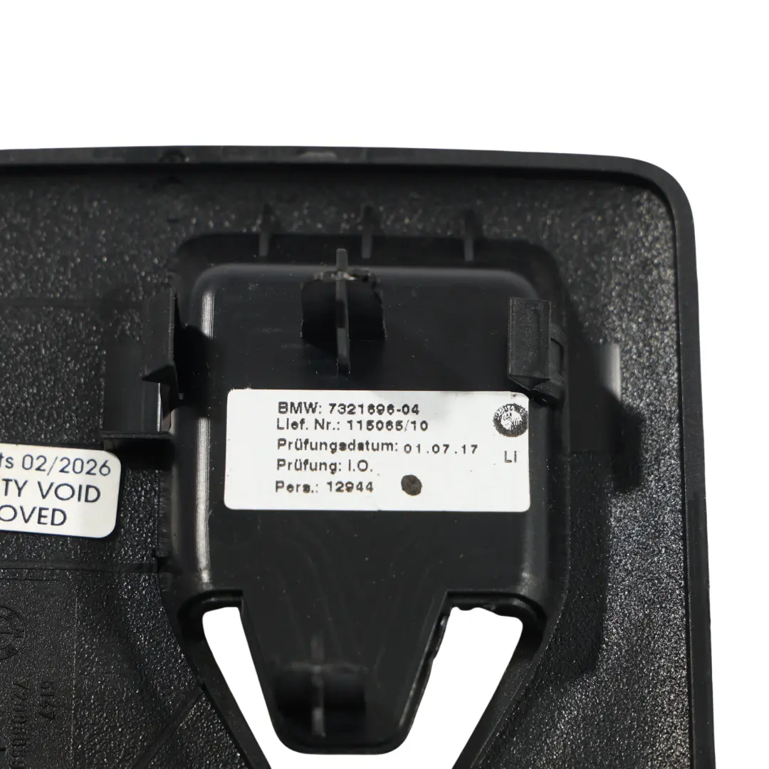 Staffa Montaggio Tettuccio Guida Divisoria Area Carico Netta Sinistra per BMW F31 con numero di parte 7321696 BMW F31 Staffa Montaggio Tettuccio Guida Divisoria Area Carico Netta Sinistra - SKU 7321696 - Numero di parte 7321696