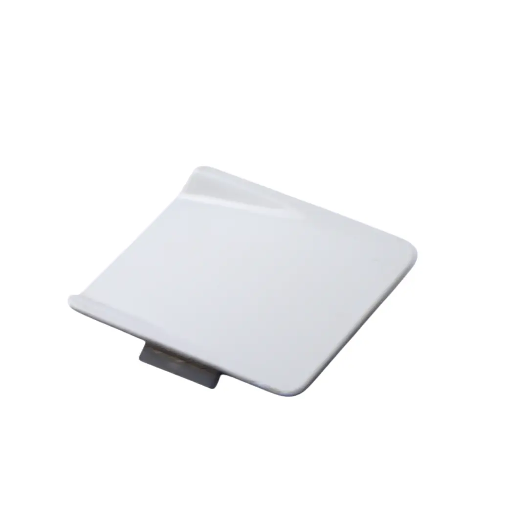 BMW F10 Cache-Anneau Remorquage Pare-Chocs Arrière Alpinweiss 3 - 300 - SKU 7331609-AW - Numéro de pièce 7331609