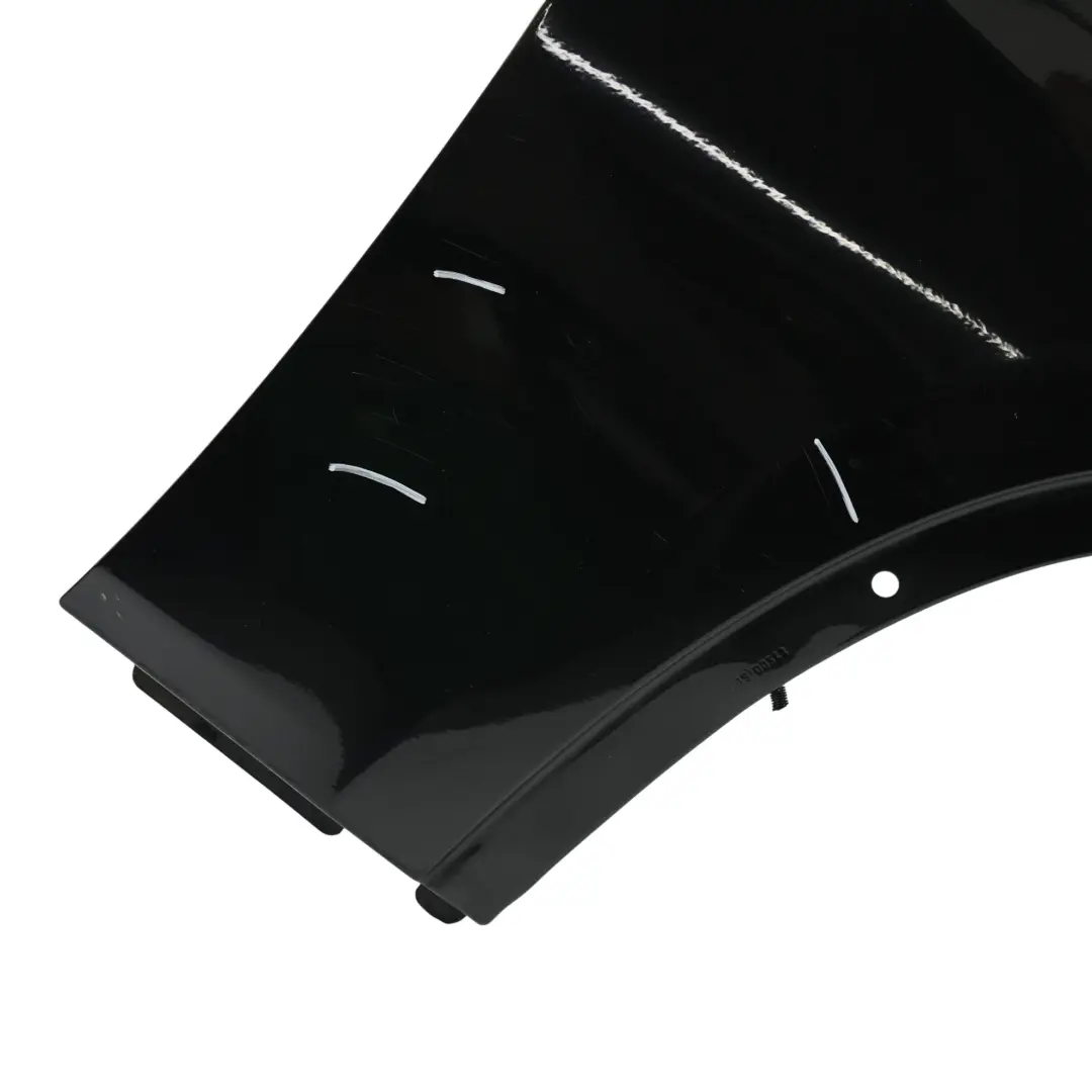 Aile Latérale Avant Droite Black Sapphire Metallic - 475 pour BMW X1 E84 à propos du numéro de pièce 7332424 BMW X1 E84 Aile Latérale Avant Droite Black Sapphire Metallic - 475 - SKU 7332424-BS2 - Numéro de pièce 7332424