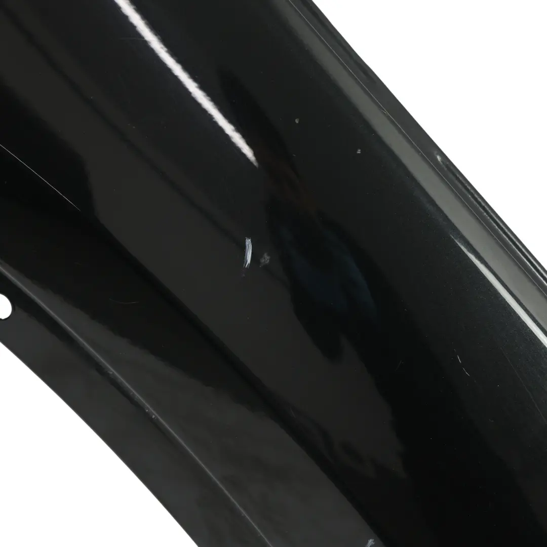 Aile Latérale Avant Droite Black Sapphire Metallic - 475 pour BMW X1 E84 à propos du numéro de pièce 7332424 BMW X1 E84 Aile Latérale Avant Droite Black Sapphire Metallic - 475 - SKU 7332424-BS2 - Numéro de pièce 7332424