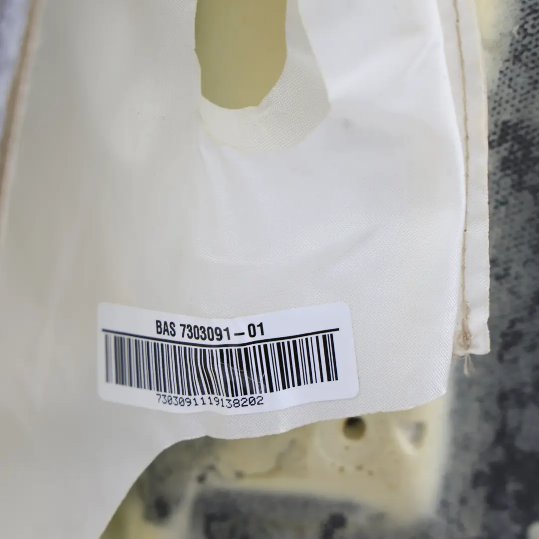 Schienale Anteriore Riscaldato Pelle Beige Sinistro per BMW F10 F11 LCI con numero di parte 7350133 BMW F10 F11 LCI Schienale Anteriore Riscaldato Pelle Beige Sinistro - SKU 7350133 - Numero di parte 7350133