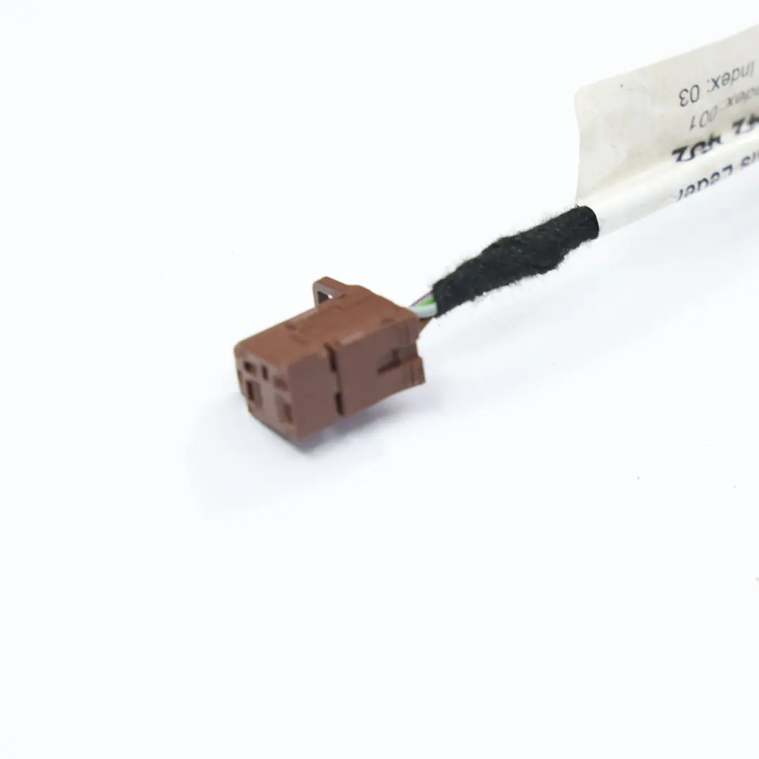 Respaldo Delantero Calefactado Cuero Veneto Beige Izquierdo para BMW F10 F11 LCI con número de pieza 7350133 BMW F10 F11 LCI Respaldo Delantero Calefactado Cuero Veneto Beige Izquierdo - SKU 7350133 - Número de pieza 7350133