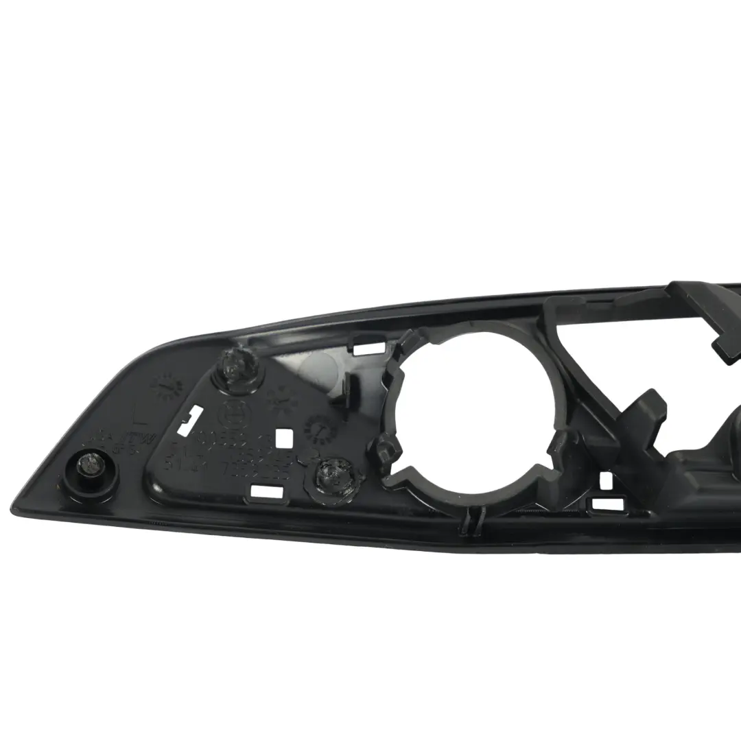 Actionneur Poignée Porte Avant Gauche pour BMW X3 F25 X4 F26 à propos du numéro de pièce 7359235 BMW X3 F25 X4 F26 Actionneur Poignée Porte Avant Gauche - SKU 7359235 - Numéro de pièce 7359235