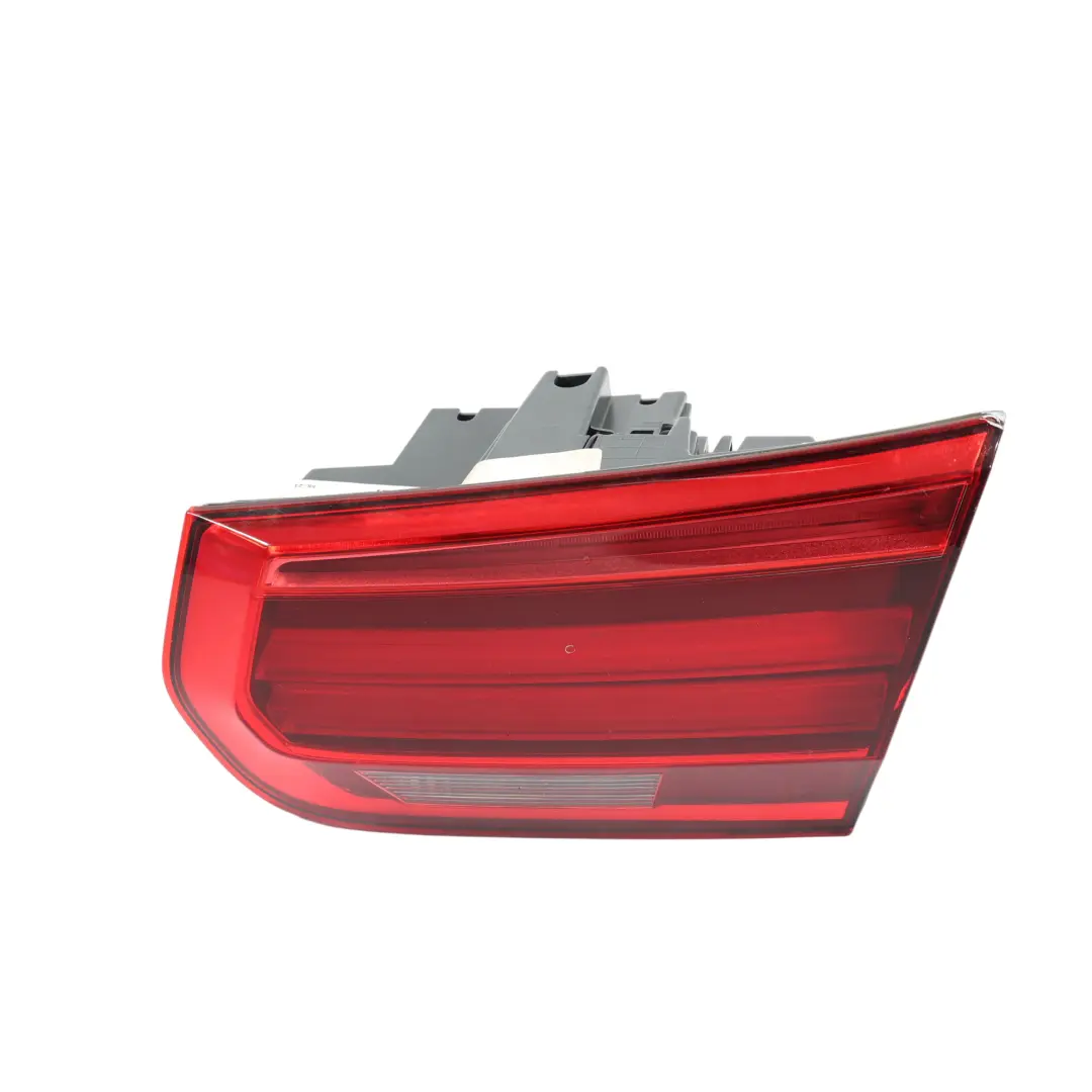 Heckleuchte Heckklappe Rechts Hinten für BMW 3 er F30 F31 LCI mit Teilenummer 7369120 BMW 3 er F30 F31 LCI Heckleuchte Heckklappe Rechts Hinten - SKU 7369120-1 - Teilenummer 7369120