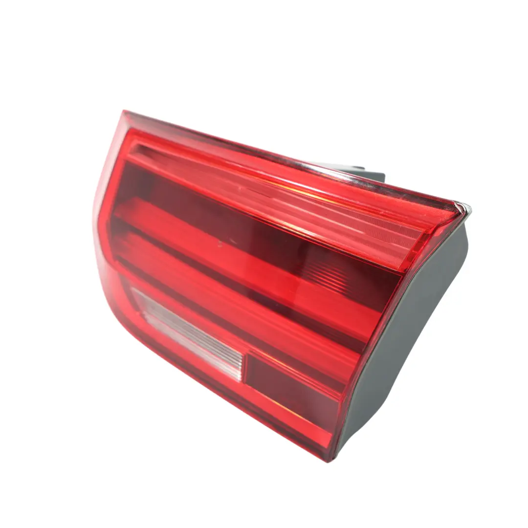 Heckleuchte Heckklappe Rechts Hinten für BMW 3 er F30 F31 LCI mit Teilenummer 7369120 BMW 3 er F30 F31 LCI Heckleuchte Heckklappe Rechts Hinten - SKU 7369120-1 - Teilenummer 7369120