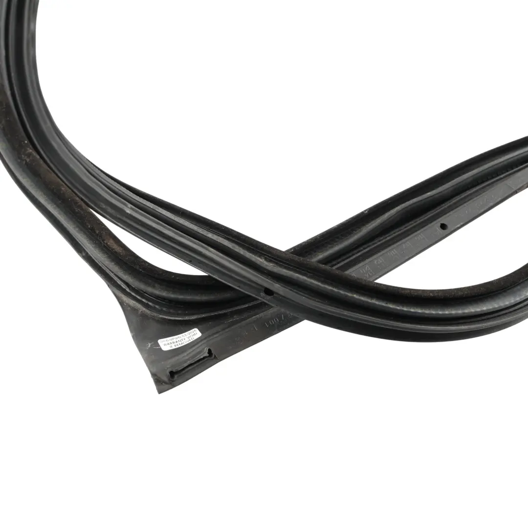 Door Seal Surround Gasket Rubber Sealing Left N/S to BMW F32 F33 M4 F82 with Part number 7369303 BMW F32 F33 M4 F82 Door Seal Surround Gasket Rubber Sealing Left N/S - SKU 7369303 - Part number 7369303