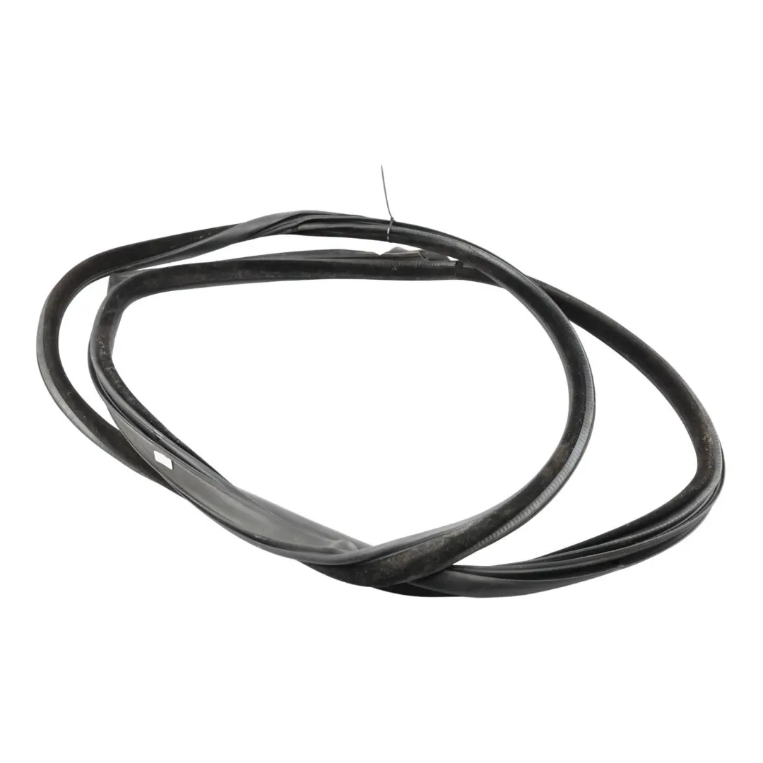Uszczelka Drzwi Prawa Guma do BMW F32 F33 M4 F82 o numerze 7369304 BMW F32 F33 M4 F82 Uszczelka Drzwi Prawa Guma - SKU 7369304 - Numer Części 7369304