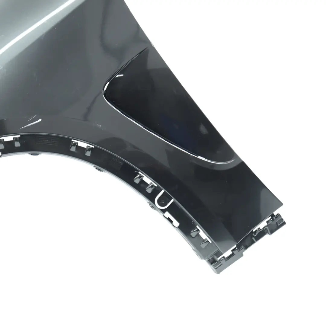 Guardabarros Lateral Ala Delantero Izquierdo Sophistograu Gris - A90 para BMW X5 F15 con número de pieza 7373541 BMW X5 F15 Guardabarros Lateral Ala Delantero Izquierdo Sophistograu Gris - A90 - SKU 7373541-SOP - Número de pieza 7373541