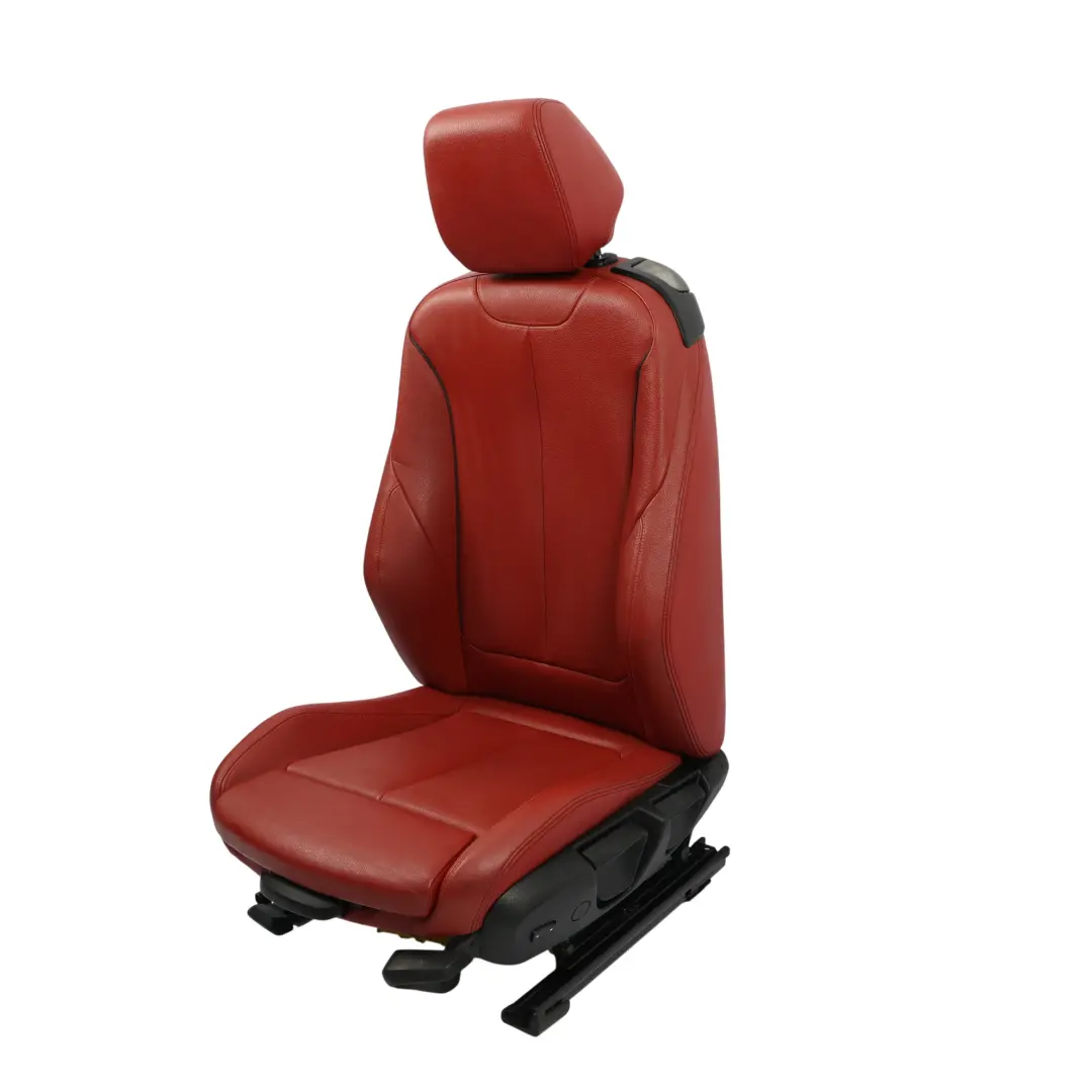 Sedile Anteriore Sportivo Pelle Dakota Korall Rot Accento Nero per BMW F21 F22 F32 con numero di parte 7392471 BMW F21 F22 F32 Sedile Anteriore Sportivo Pelle Dakota Korall Rot Accento Nero - SKU 7392471-5 - Numero di parte 7392471