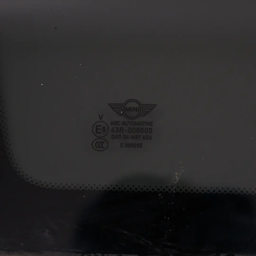 Vetro Finestrino Posteriore Sinistro AS3 Oscurato per Mini Countryman F60 con numero di parte 7433095 Mini Countryman F60 Vetro Finestrino Posteriore Sinistro AS3 Oscurato - SKU 7433095-1 - Numero di parte 7433095