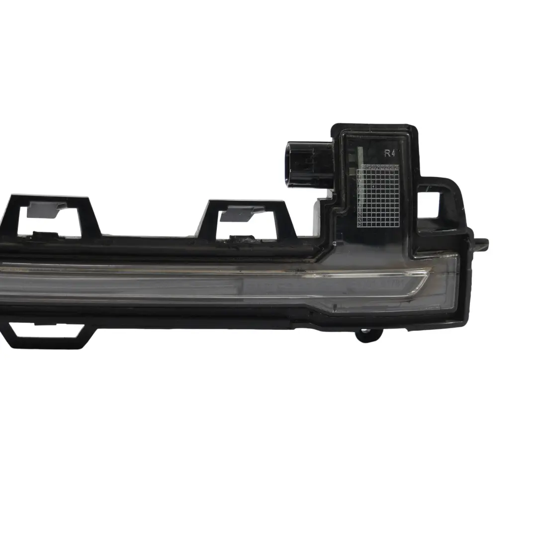 Dodatkowe Światło Migające Prawe Lusterko Zewnętrzne do BMW X3 G01 F97 o numerze 7441440 BMW X3 G01 F97 Dodatkowe Światło Migające Prawe Lusterko Zewnętrzne - SKU 7441440 - Numer Części 7441440