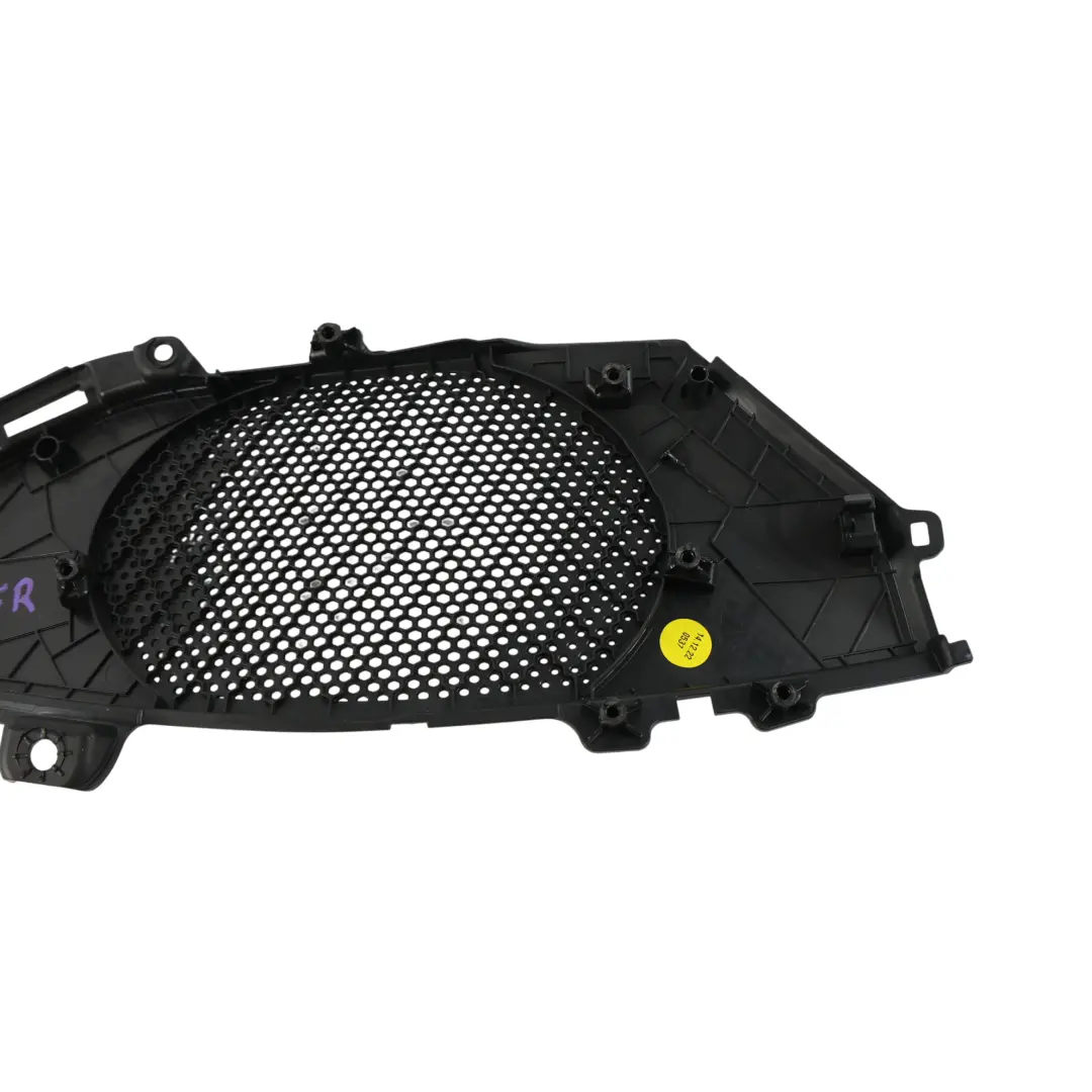 Rejilla Altavoz Puerta Delantera Derecha para BMW G20 G21 G80 G81 con número de pieza 7941752 BMW G20 G21 G80 G81 Rejilla Altavoz Puerta Delantera Derecha - SKU 7447234 - Número de pieza 7941752