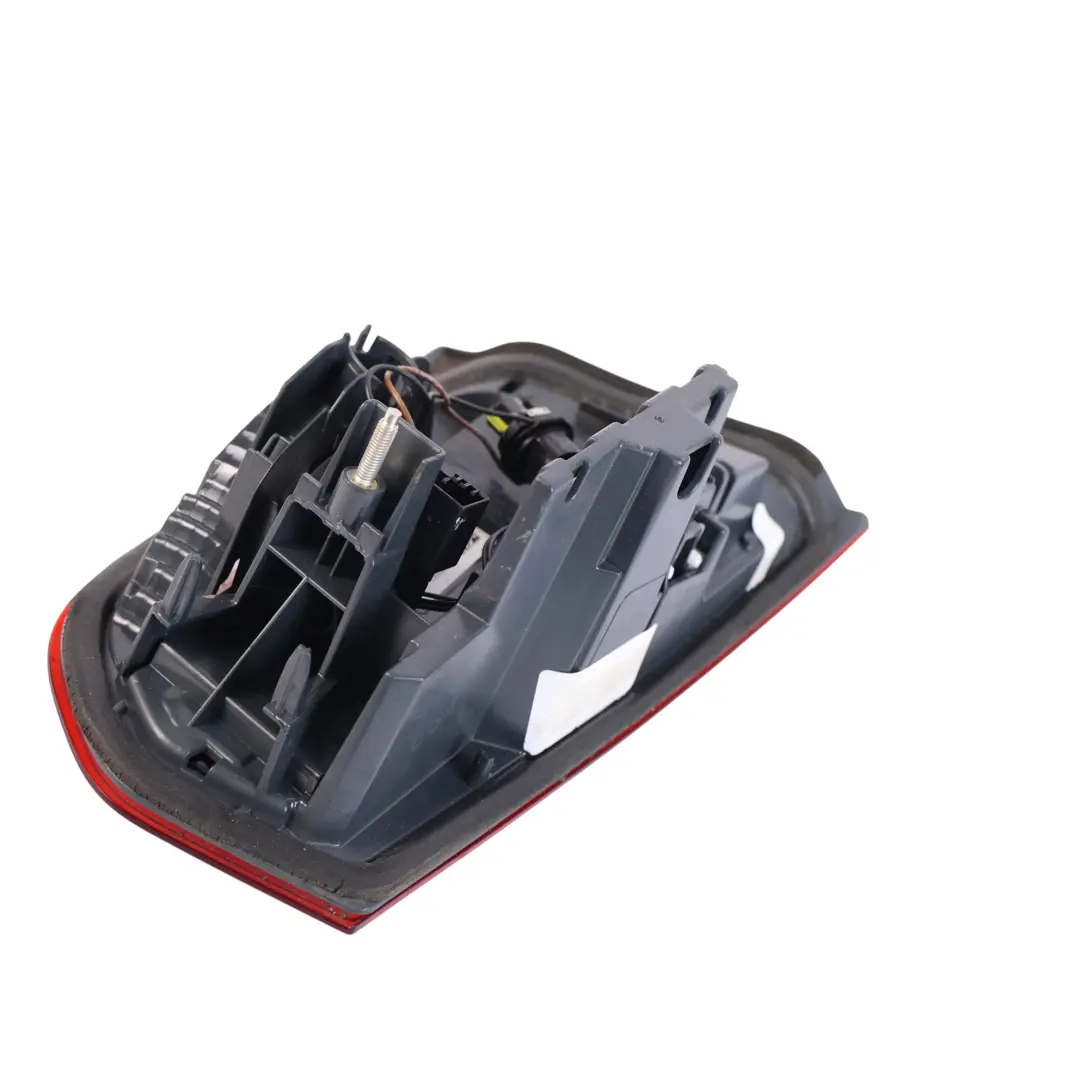 Feu Arrière Droit LED Hayon Coffre Ligne Noire pour BMW F30 F80 M3 LCI à propos du numéro de pièce 7456522 BMW F30 F80 M3 LCI Feu Arrière Droit LED Hayon Coffre Ligne Noire - SKU 7456522-1 - Numéro de pièce 7456522