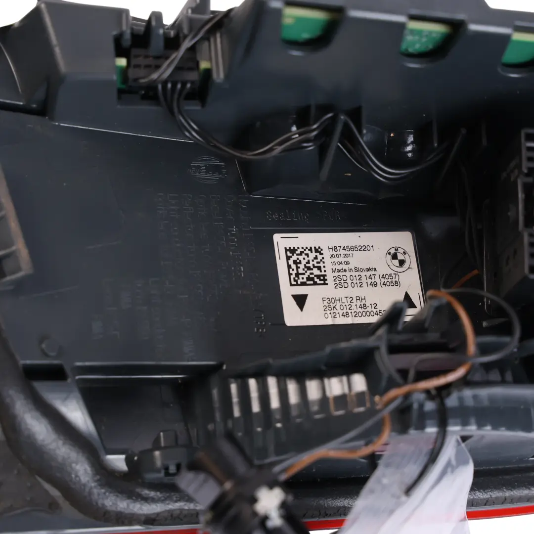 BMW F30 F80 M3 LCI Lampa Tylna Klapy Bagażnika Prawa - SKU 7456522-1 - Numer Części 7456522